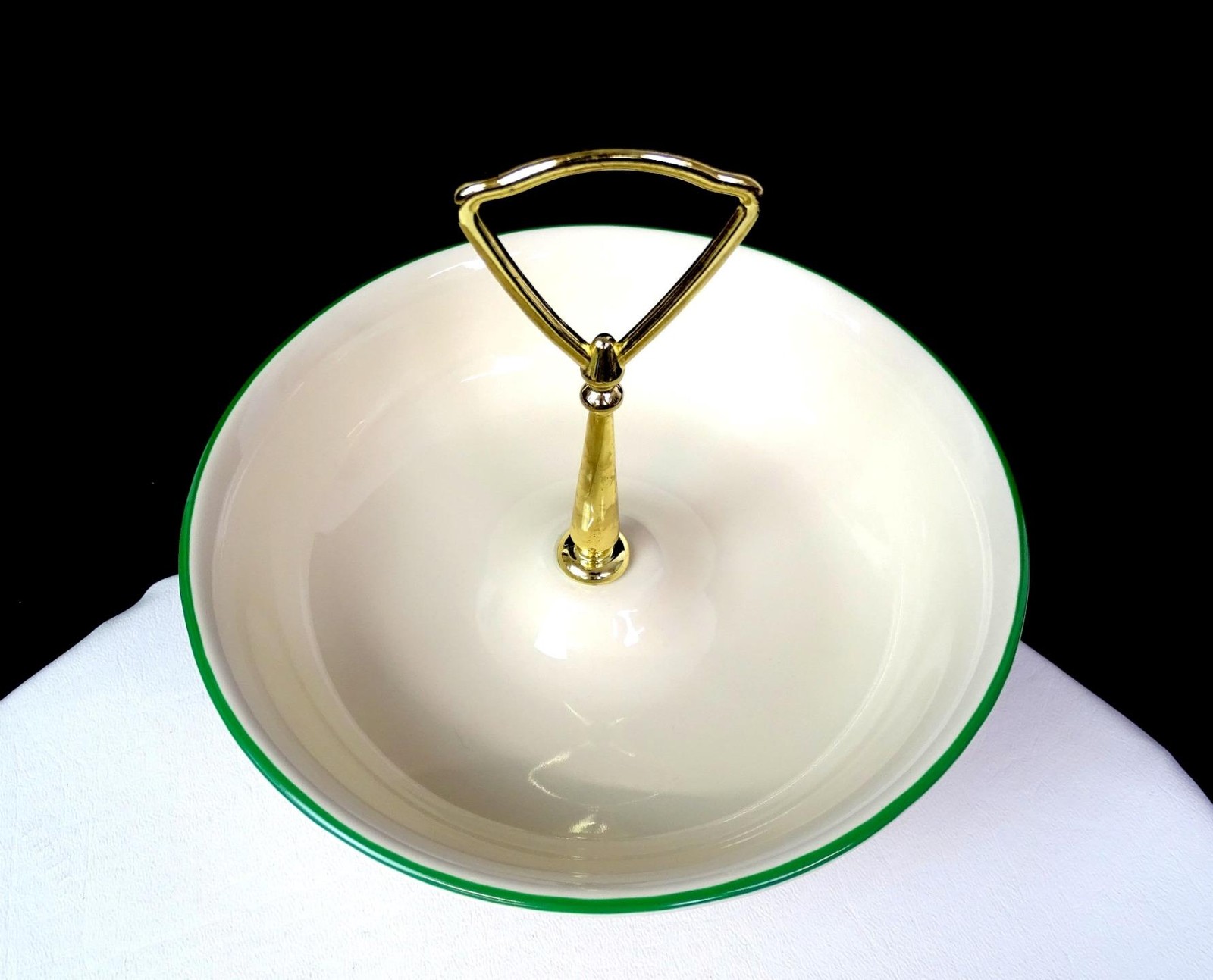 Pfaltzgraff Porcelain Holly Joy Center Handle 7 1/8″ Open Candy Dish 1994-1997