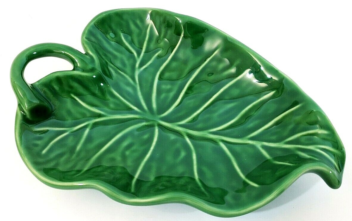Noble Excellence Dark Green Leaf Shaped Plate 8.5″ x 6″