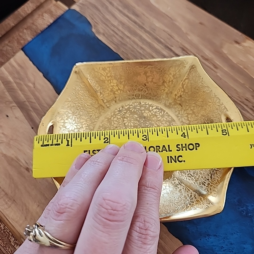 Vtg Rose Floral Gold-toned Covered Trinket Dish Made Japan Small Lovely Elegant