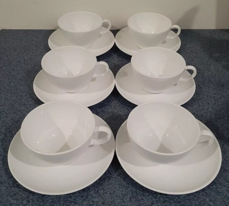 Lot of 39 Corning Centura White Narrow Rim & Coup Dinner Salad Plates Bowls Cups