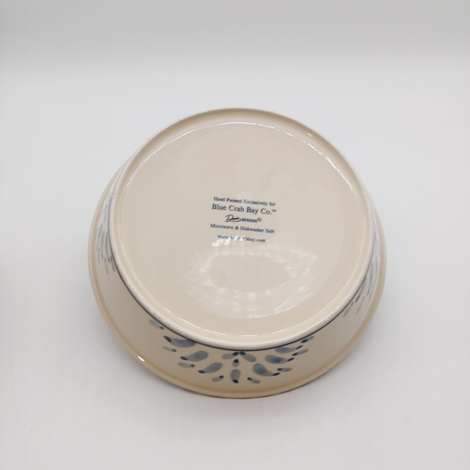 Blue Crab Bay Co Stoneware plate 9in Pie Pasta Dish Artist Jose Dovis