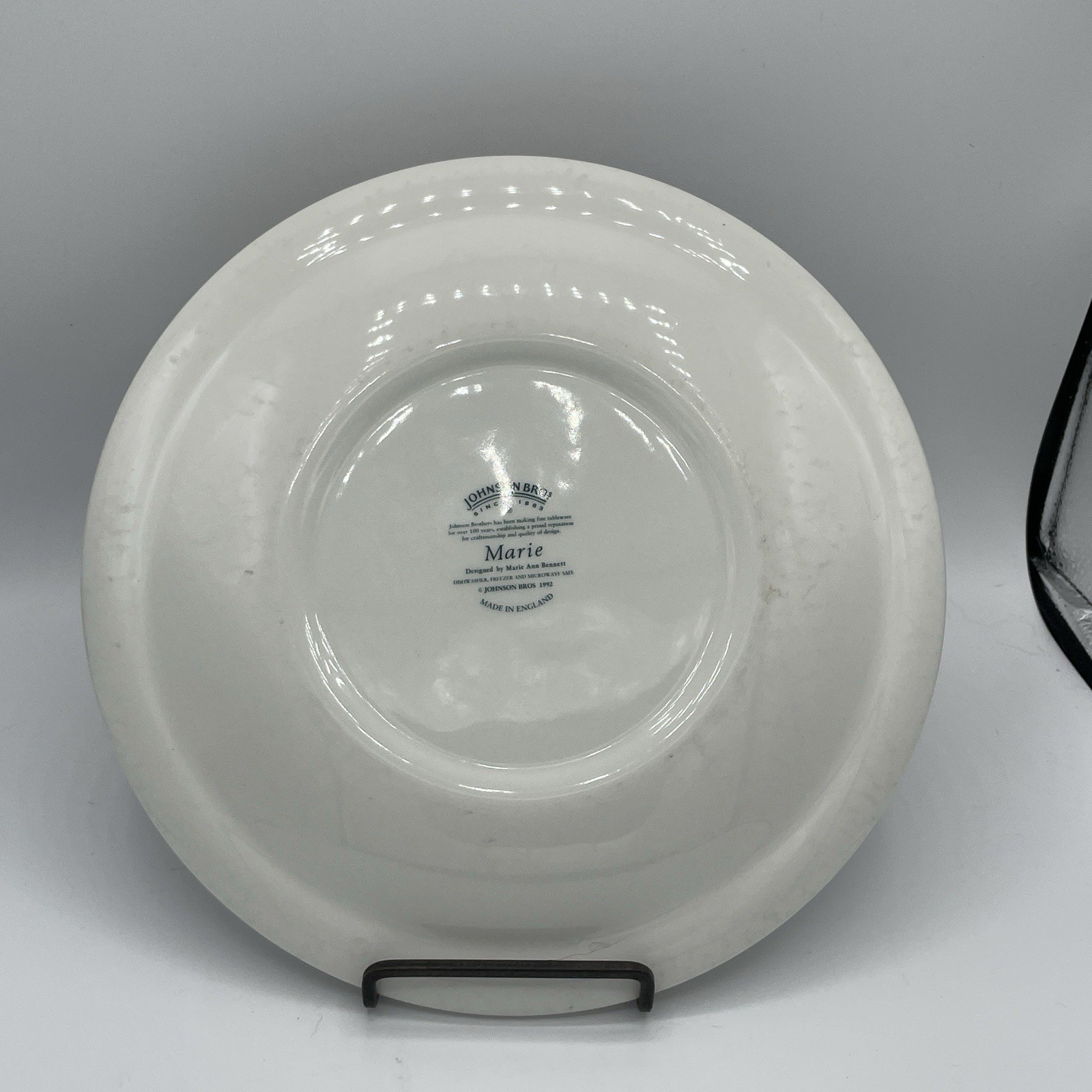 Set Of 4 JOHNSON BROTHERS MARIE Dinner Plates Made In England 1992 10.5″ Floral