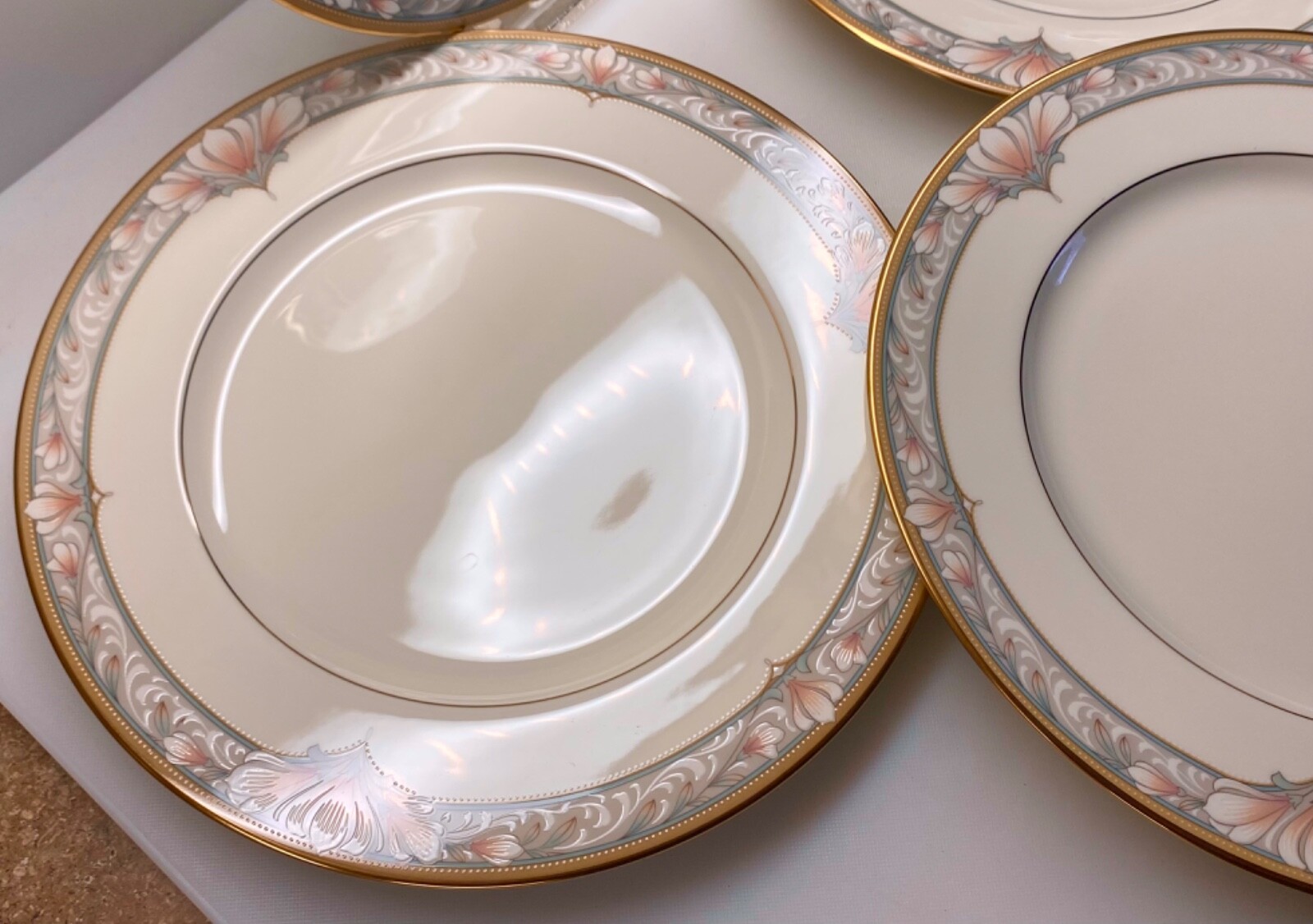 ELEGANT DINING ~ NORITAKE BARRYMORE ~ (4) 10 1/2″ DINNER PLATES ALL EX COND !