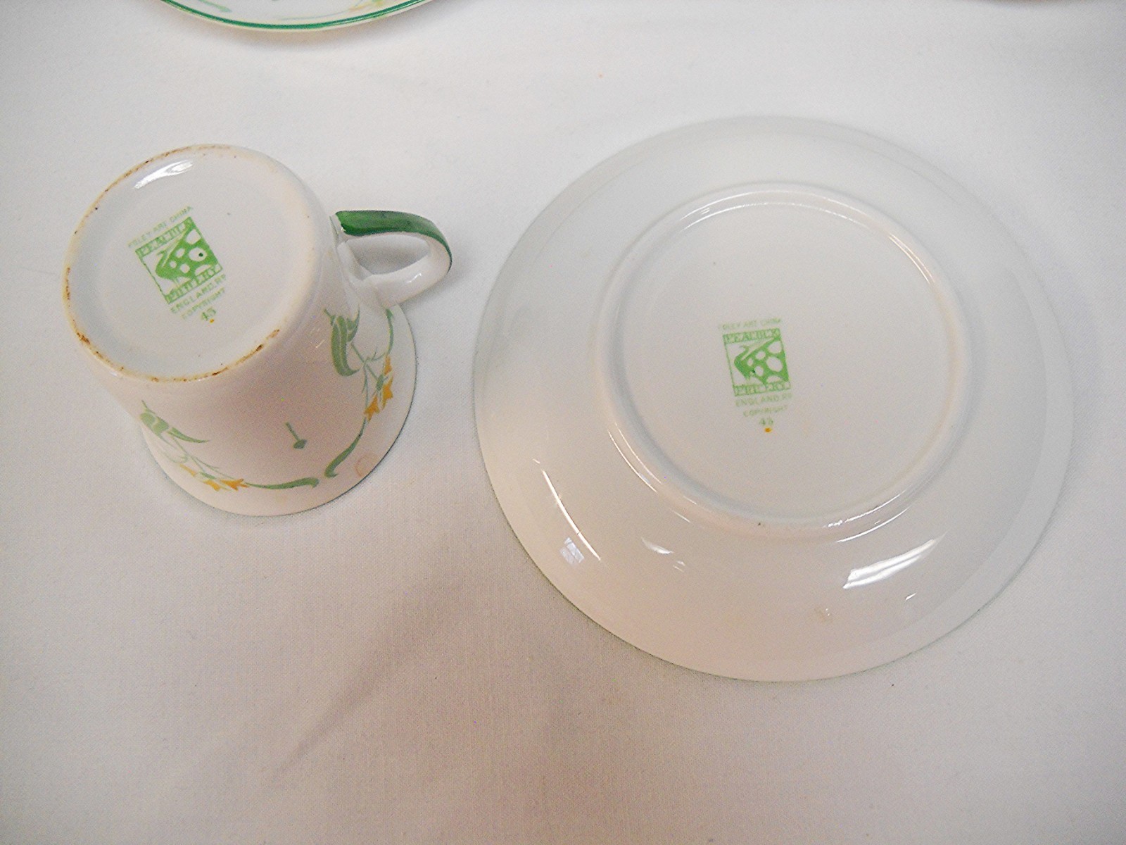 5 FOLEY PEACOCK POTTERY DEMITASSE CUPS/SAUCERS-1905-1913-GLASGOW SCHOOL-VG