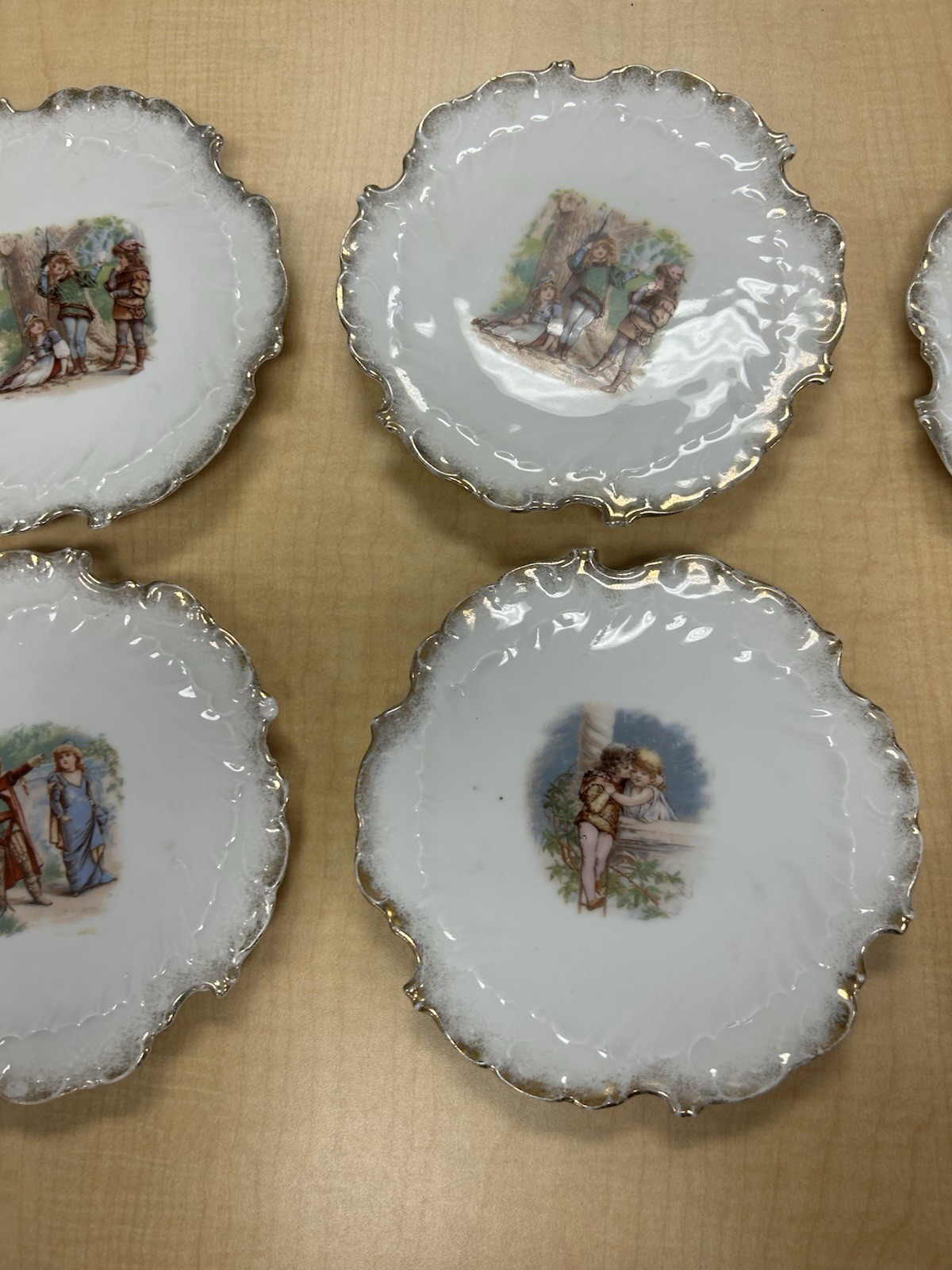 Victorian Themed Plates Set Of 6 With Guilded Scalloped Edges