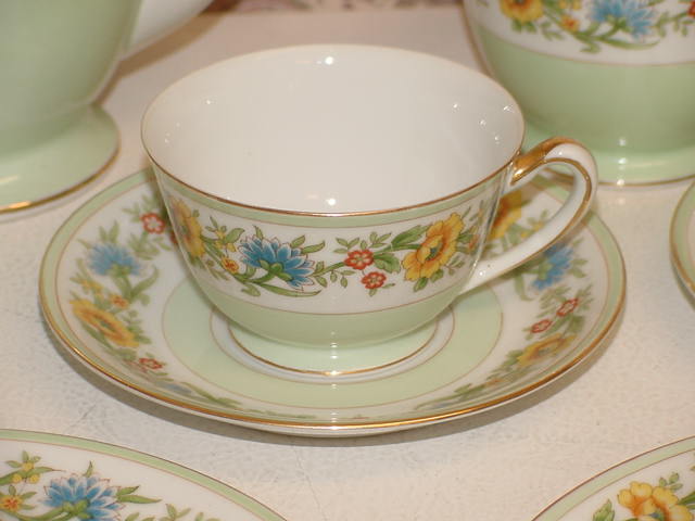 21 Aichi China Occupied Japan Tea Pitcher Creamer Sugar Bowl 6 Plate Saucer Cup