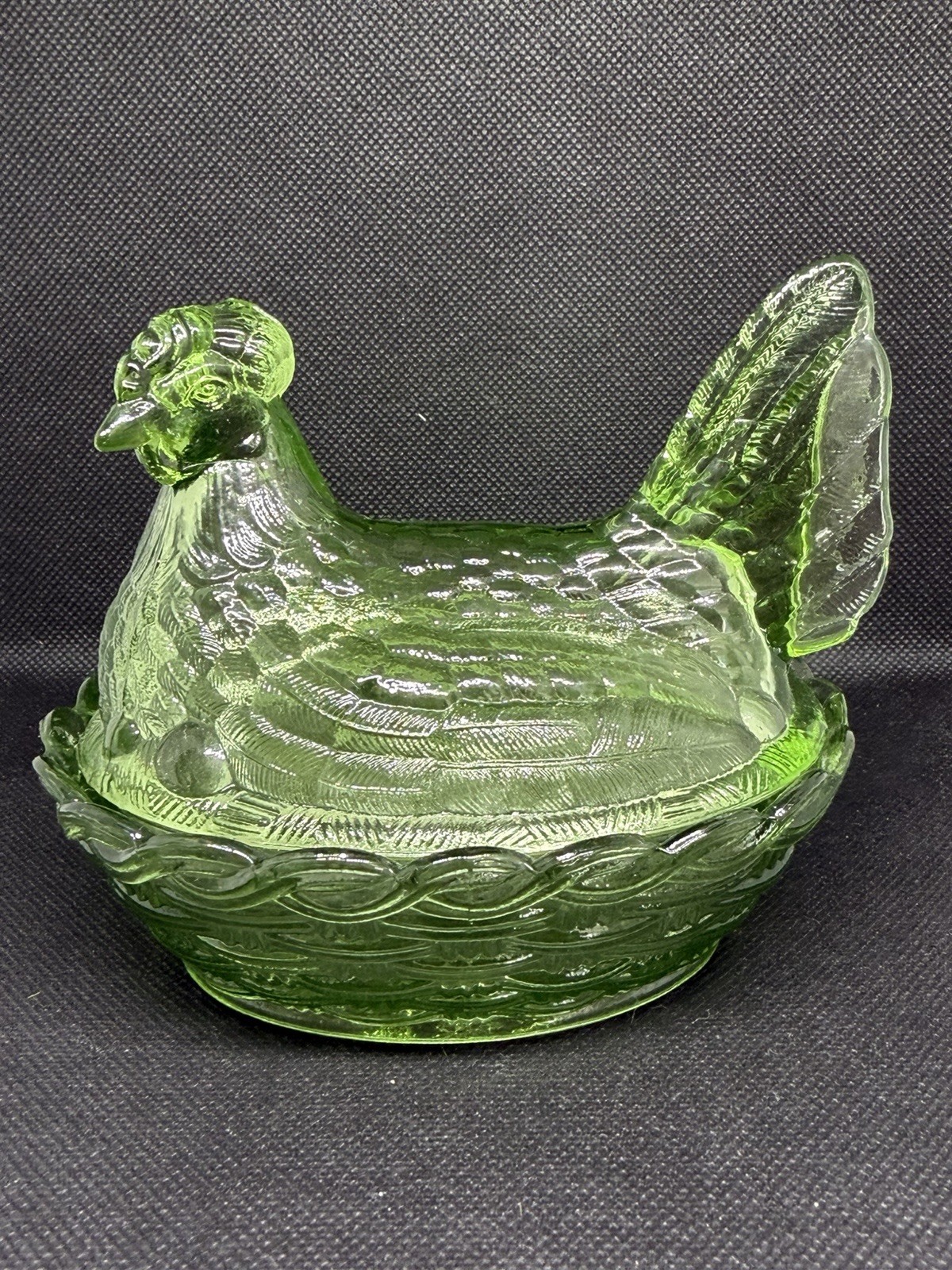 Vintage L E Smith Heavy Emerald Green Glass Hen On Nest Candy Dish MCM