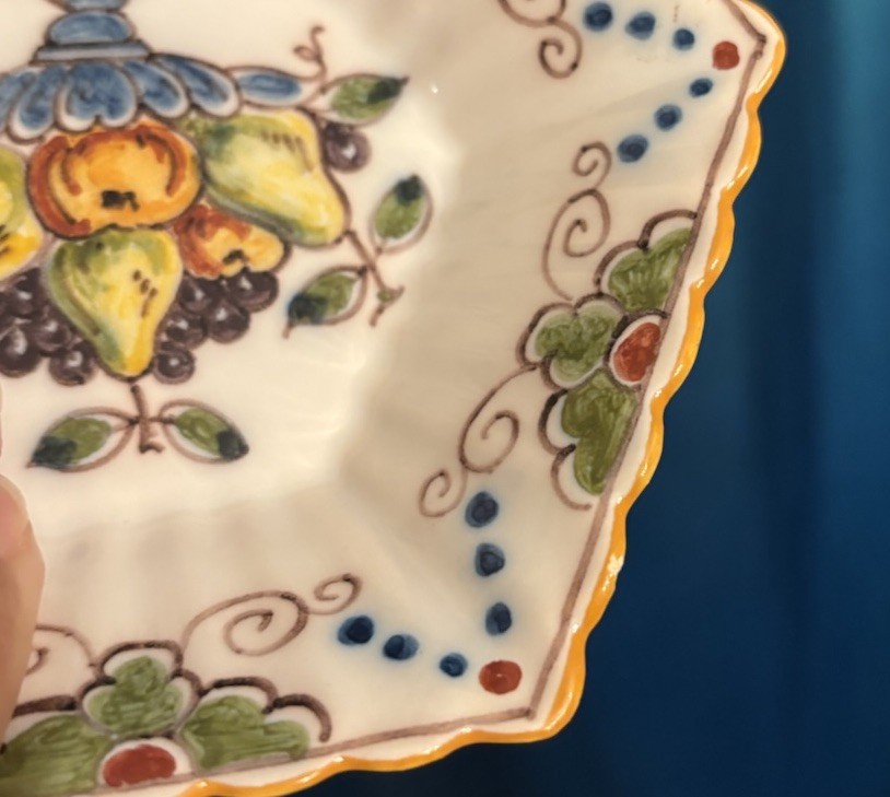 TICHELAAR MAKKUM Small Wall Plate Bowl Of Fruit Hexagonal Shape Signed 5 In