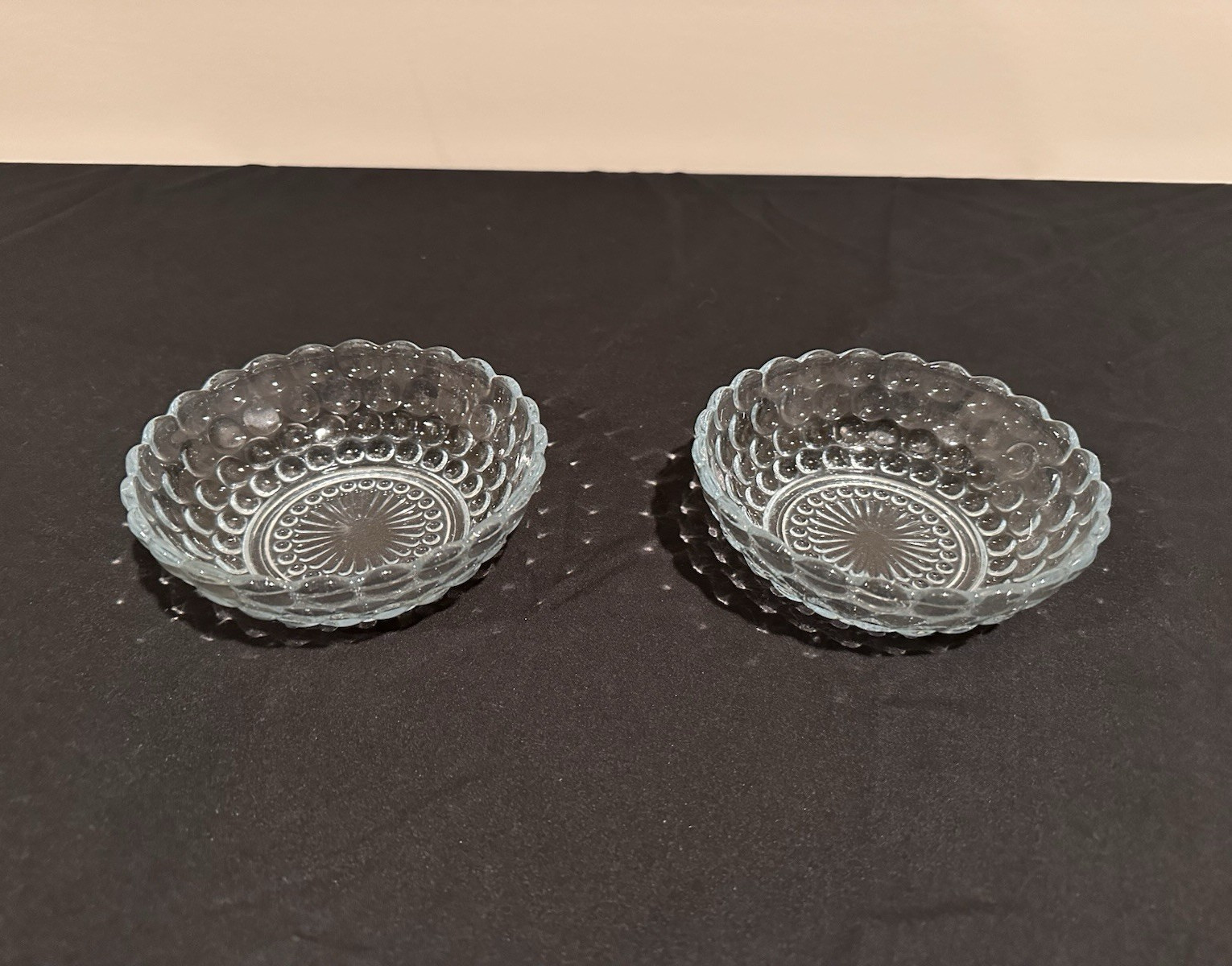 Set of 2 Blue Bubble Berry Bowls 5.5”