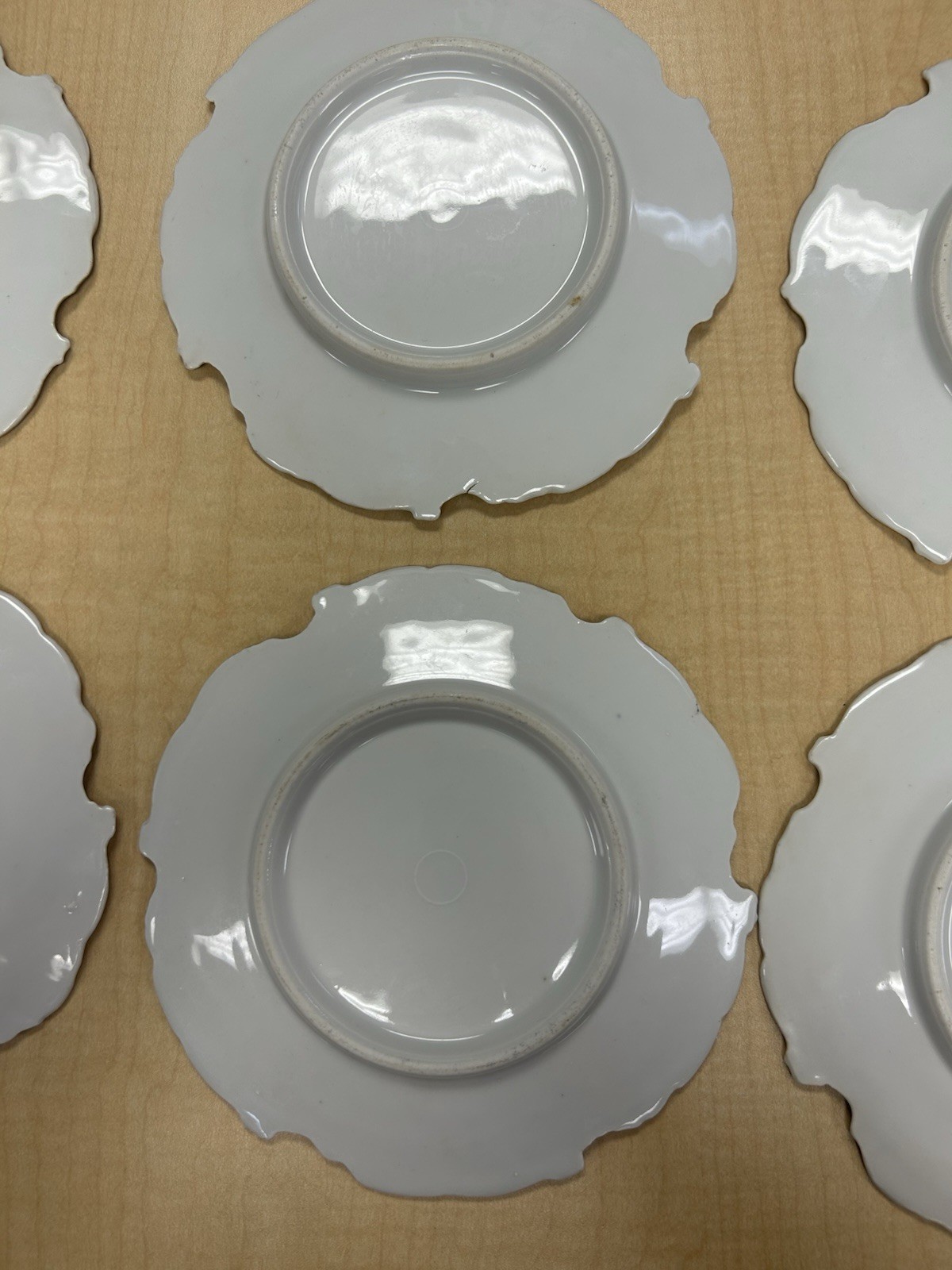Victorian Themed Plates Set Of 6 With Guilded Scalloped Edges