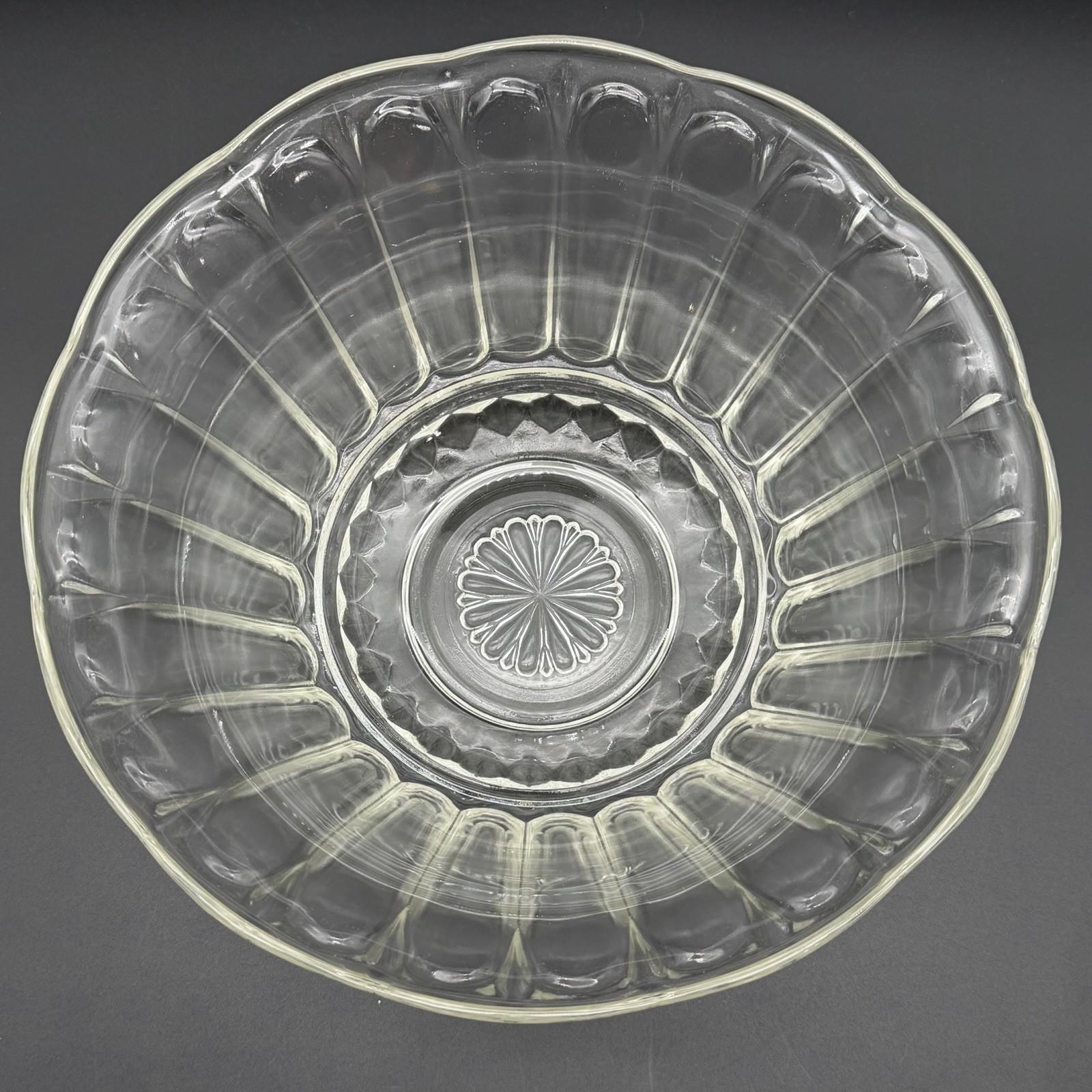 Vintage Anchor Hocking Colonial Punch Salad Serving Bowl Heavy Excellent