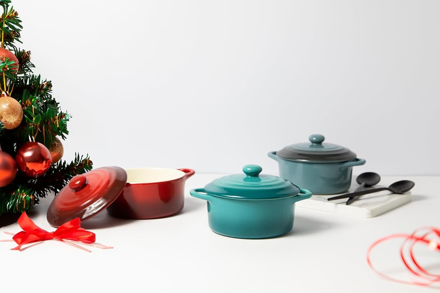 Set of 4 Stone Ombre Mini Cocottes – 12 oz Casserole Dishes for Elegant Dining
