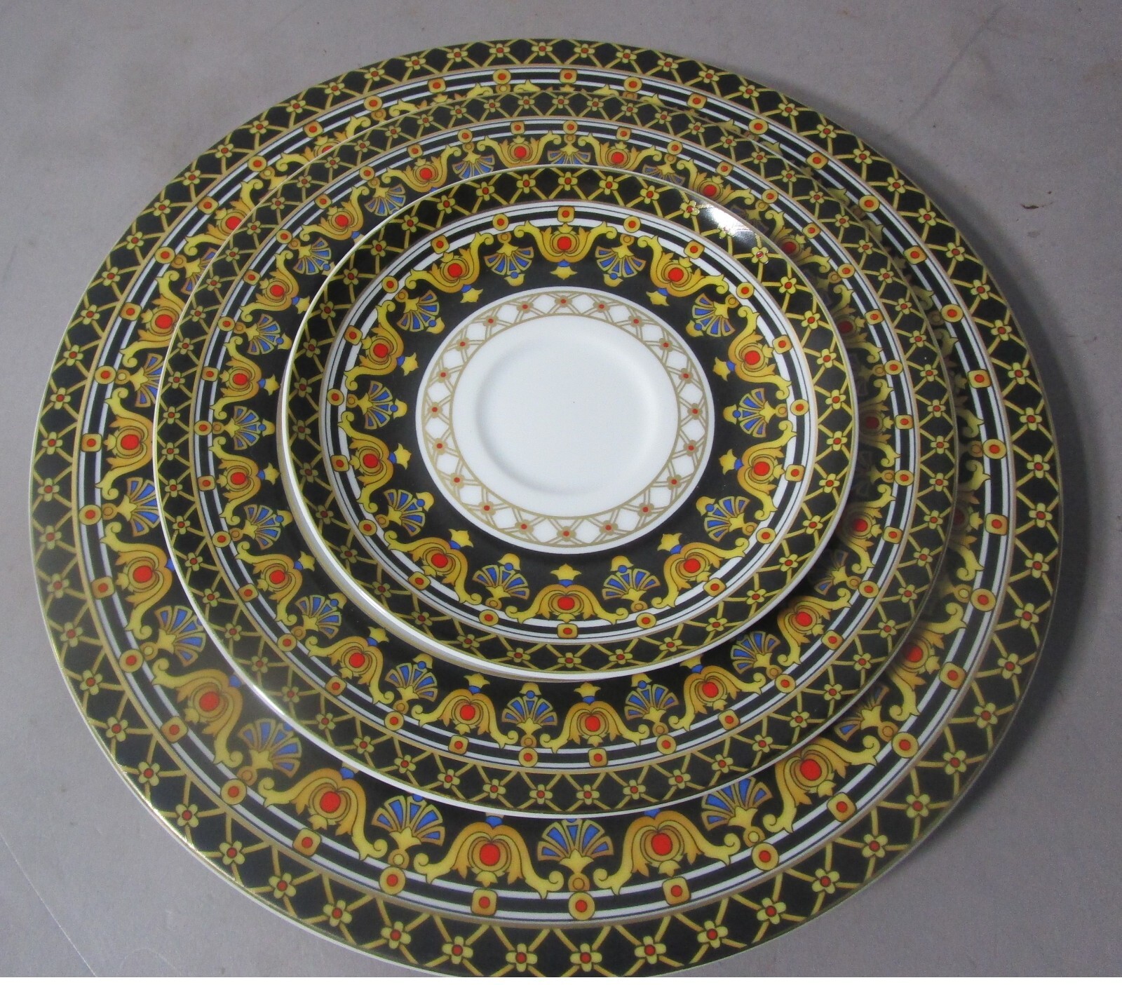 Vintage Unused 86 Piece VERSACE STYLE ITALIAN JUMBO GRUPPO Dinner Set for Twelve