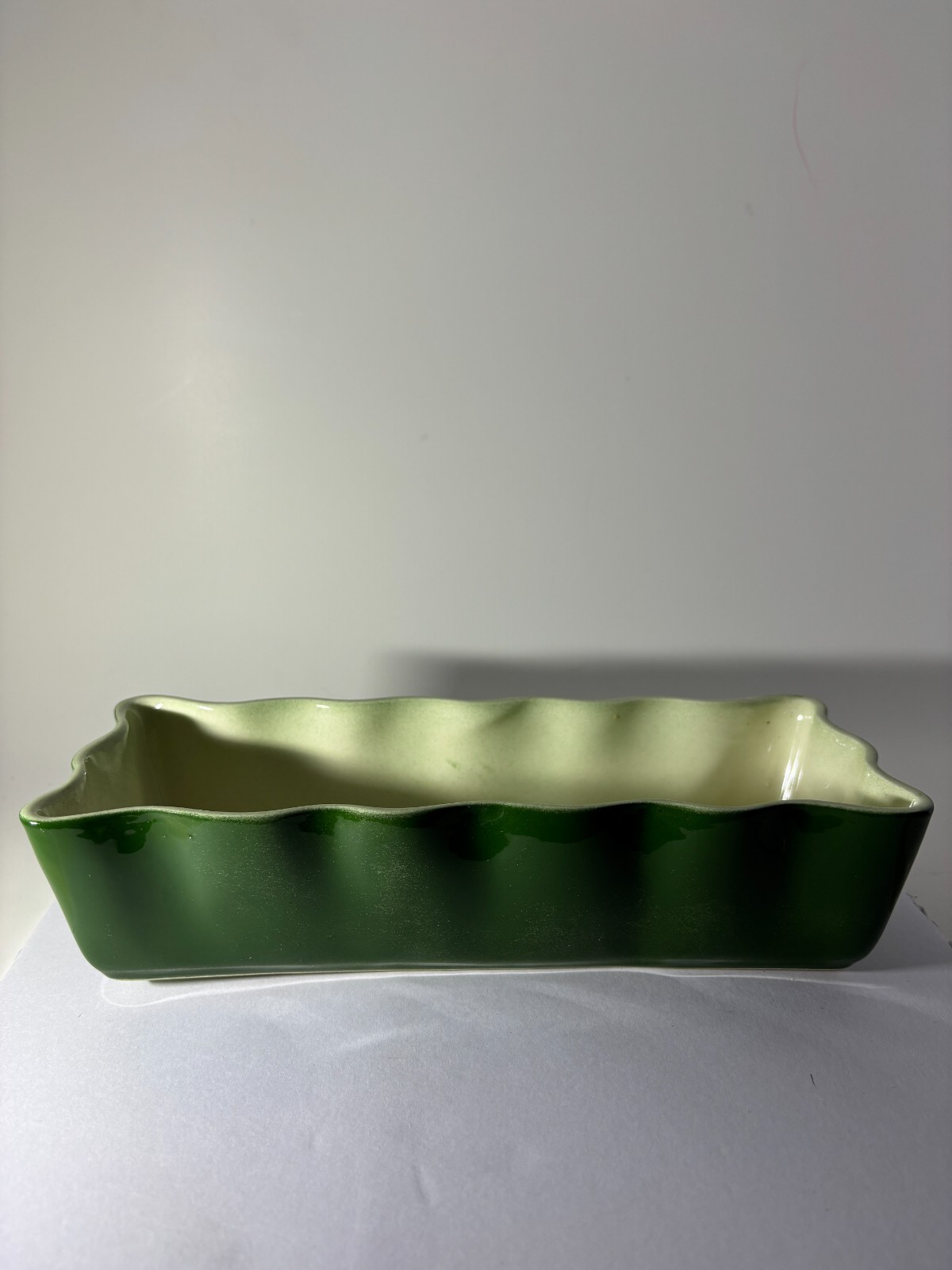 PIONEER CERAMICS OF CALIFORNIA MID-CENTURY RECTANGULAR CERAMIC GREEN BOWL DISH