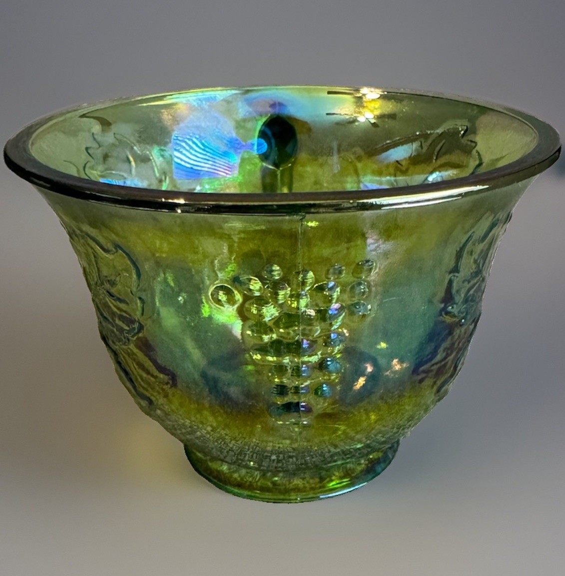 Vintage Indiana Glass Green Carnival Harvest Grape Punch Bowl 12 Cups 9 Hooks