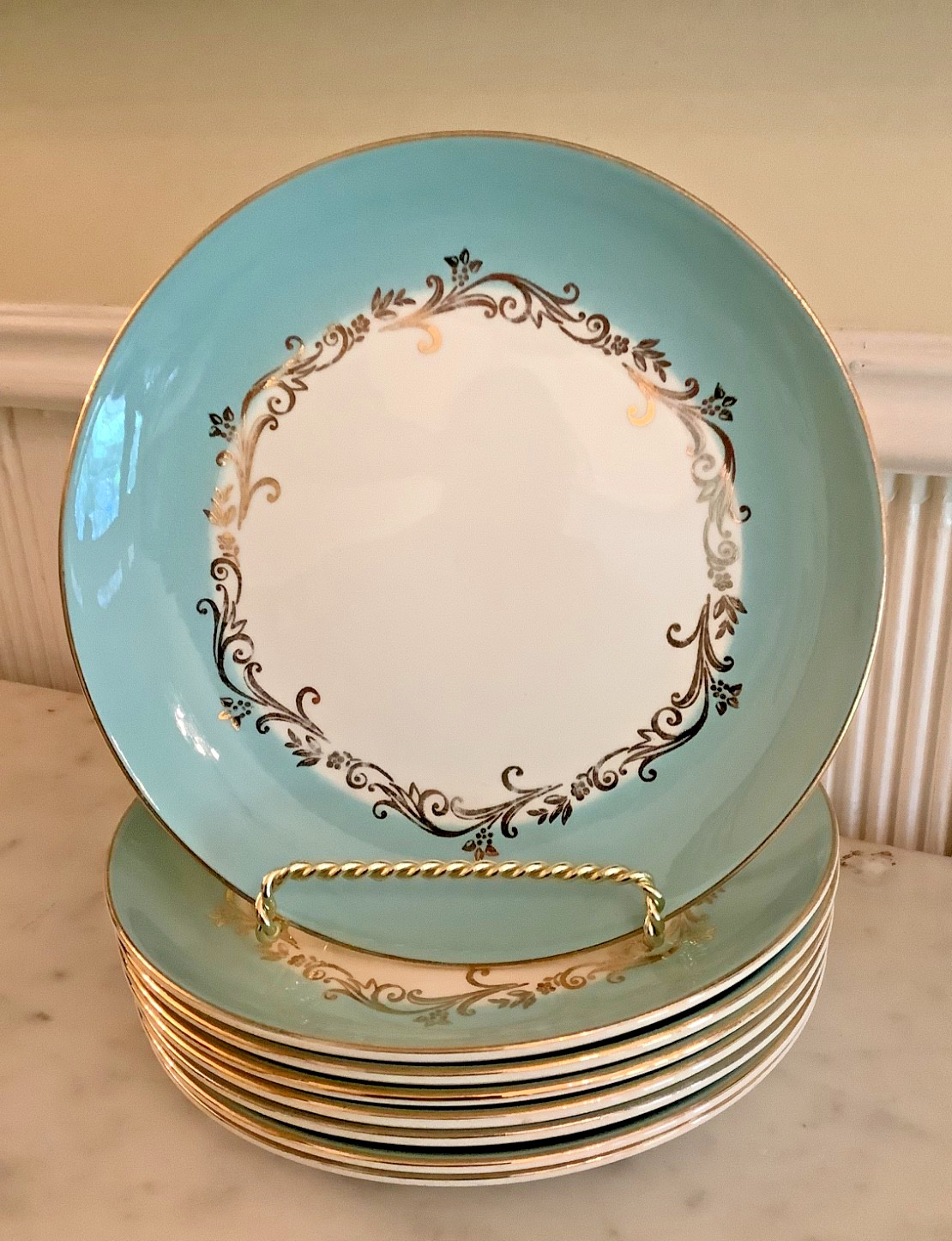 Set of 8 Homer Laughlin Lifetime China GOLD CROWN Salad Snack Plates, 7.25” Diam