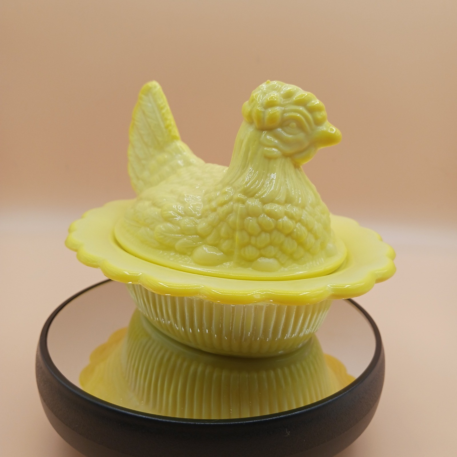 Mosser Glass Dandelion Yellow Hen on Nest Covered Dish 6 Inch Candy Box GLOWS