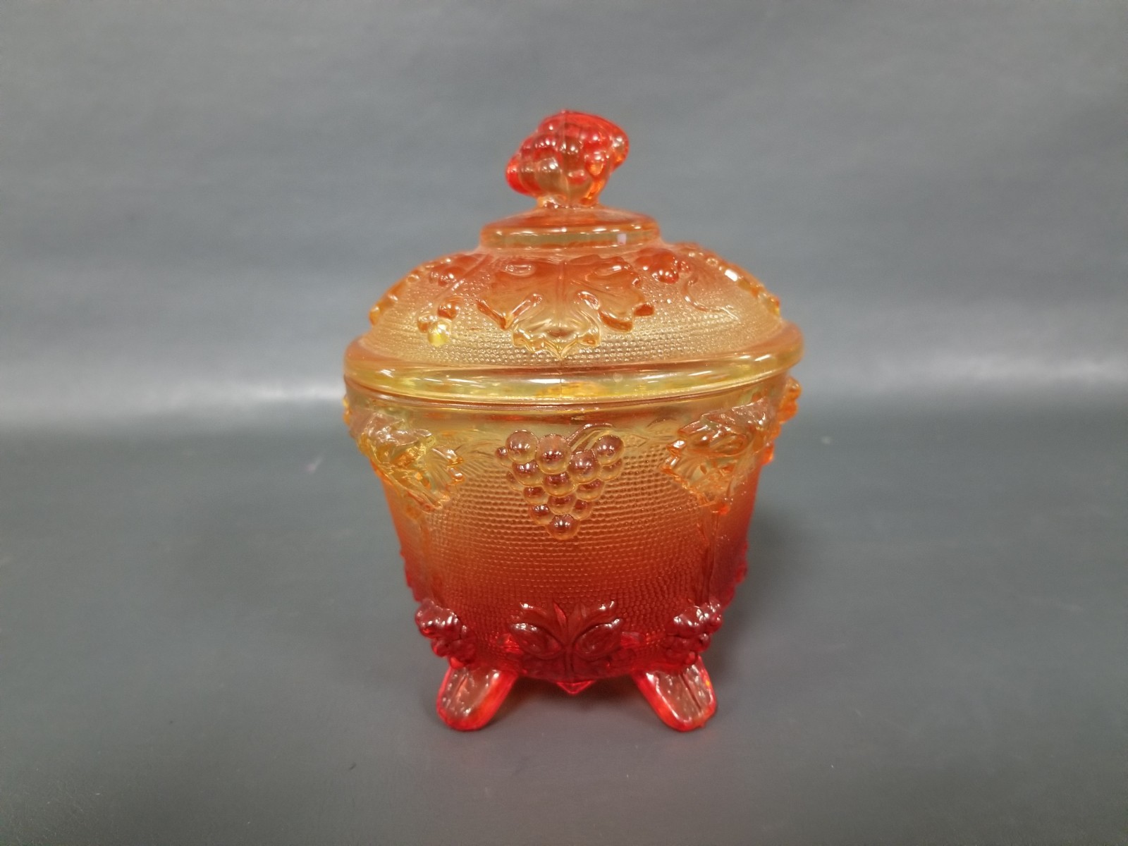 VTG Jeannette 6″ Amberina Grape + Vine 3-Footed Lidded Candy Dish Cluster Handle