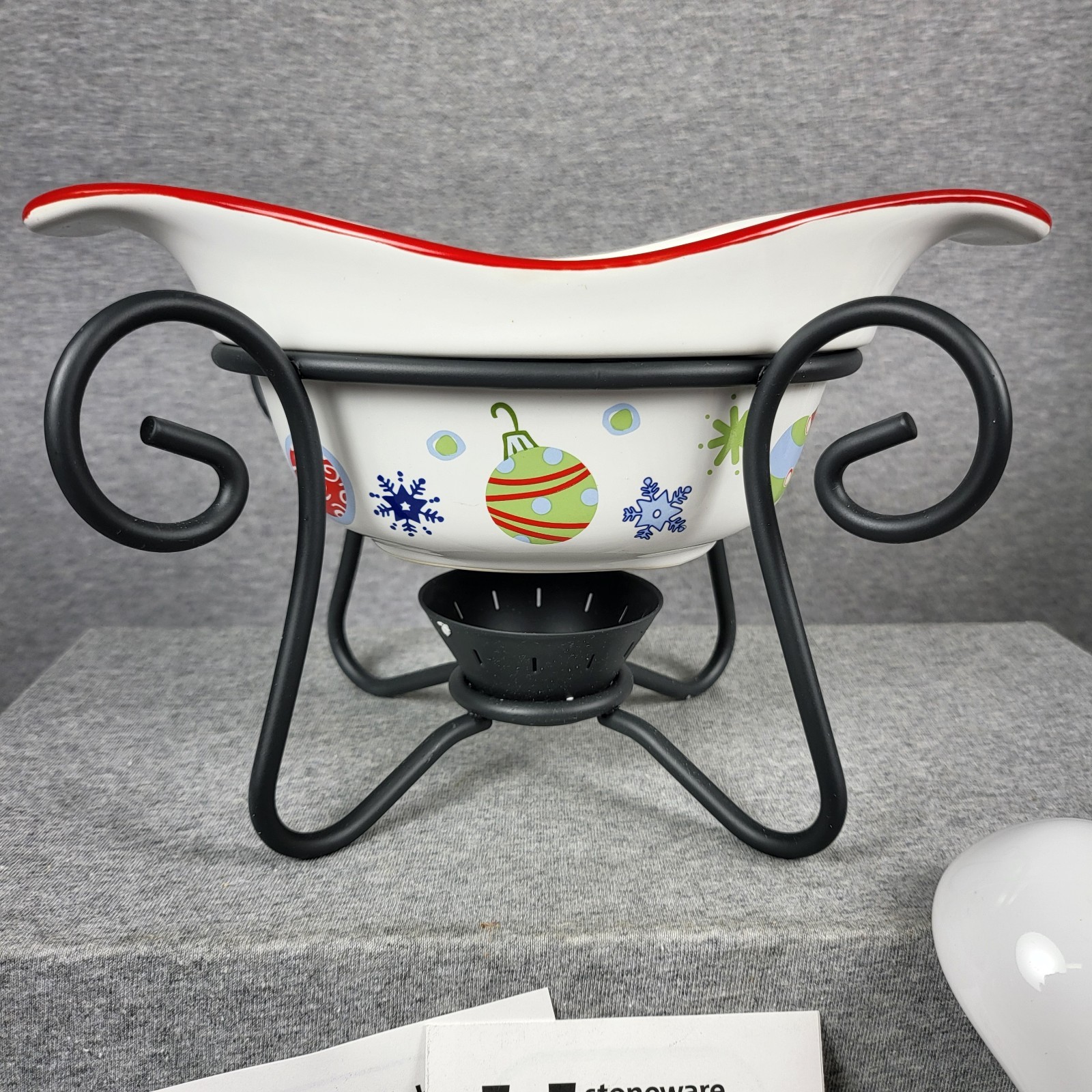 Pfaltzgraff Taffy Candy Christmas Gravy Server With Carrier And Tea Light