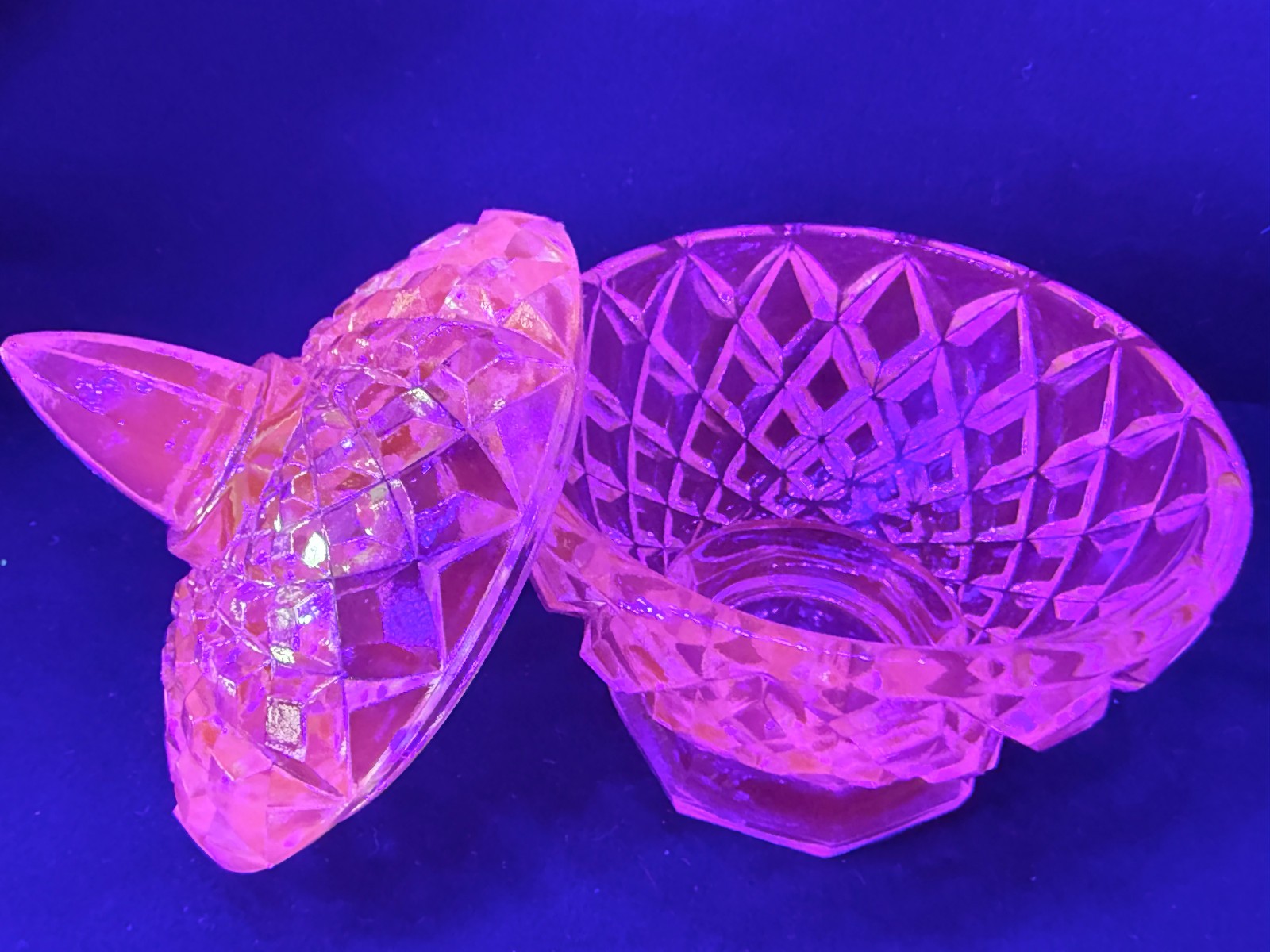 Teal Green Vaseline Uranium glass covered candy dish coffee sugar jar bowl pink