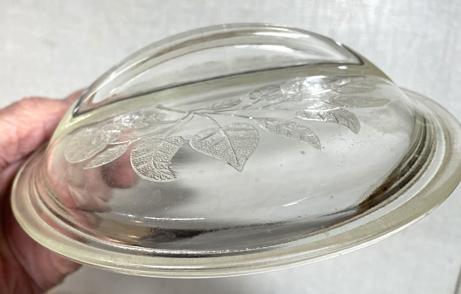 Vintage Glass Casserole Lid Leaf Pattern 6 1/4 x 5 1/4 Rims H1A1G Hammercraft