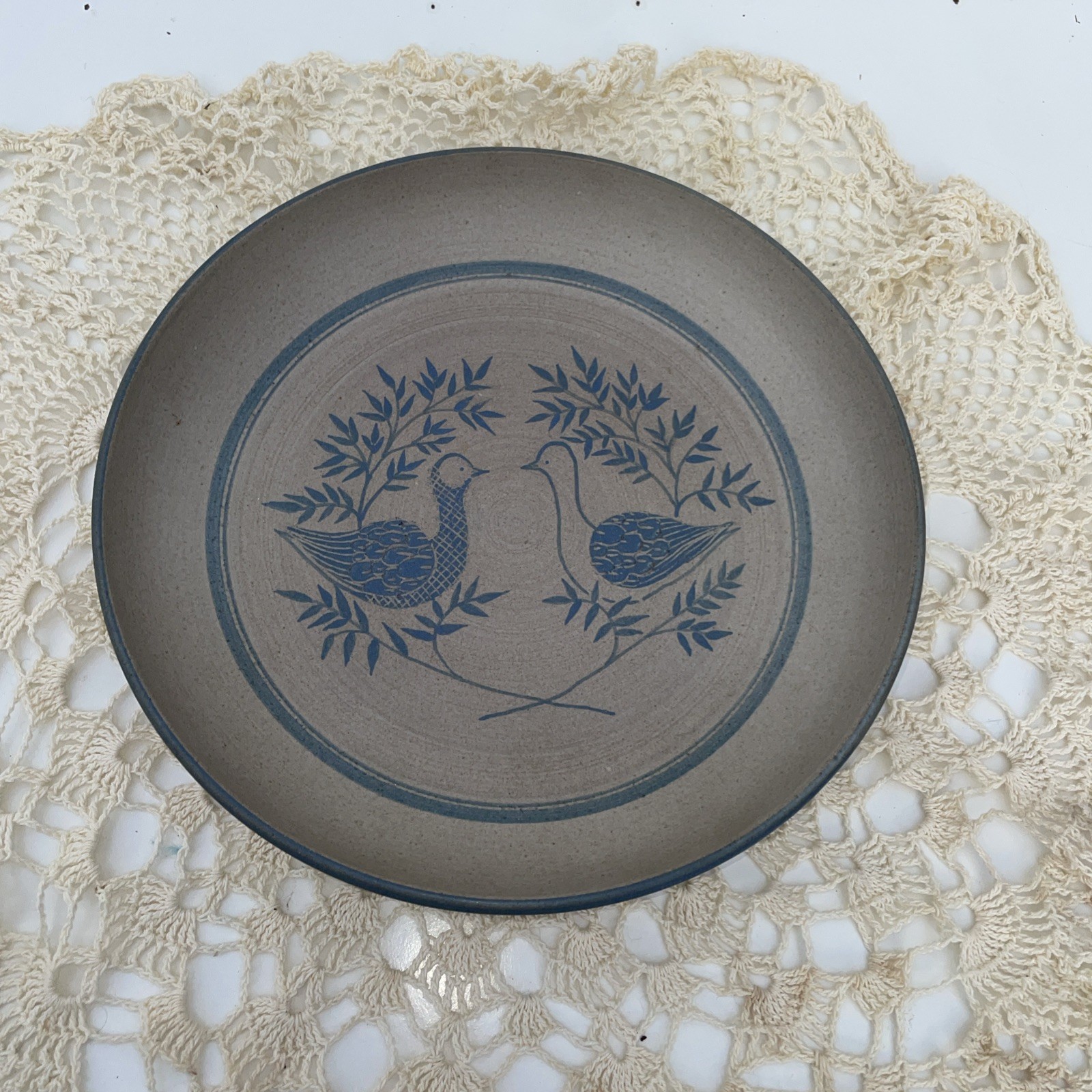 Vtg Two Blue Quail Pottery Pie Plate Hand Made Stoneware Excellent Granny core
