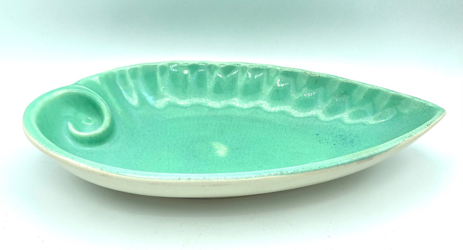 Red Wing Pottery Bowl Green w Cream Base Shell Shape 1950s Vintage 12″ long