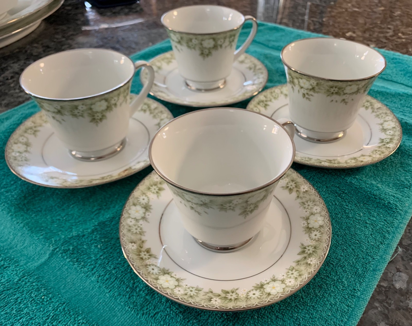 VINTAGE Noritake PRINCETON 6911 Tea/Coffee Cups & Saucers Set of 4 FREE SHIPPING