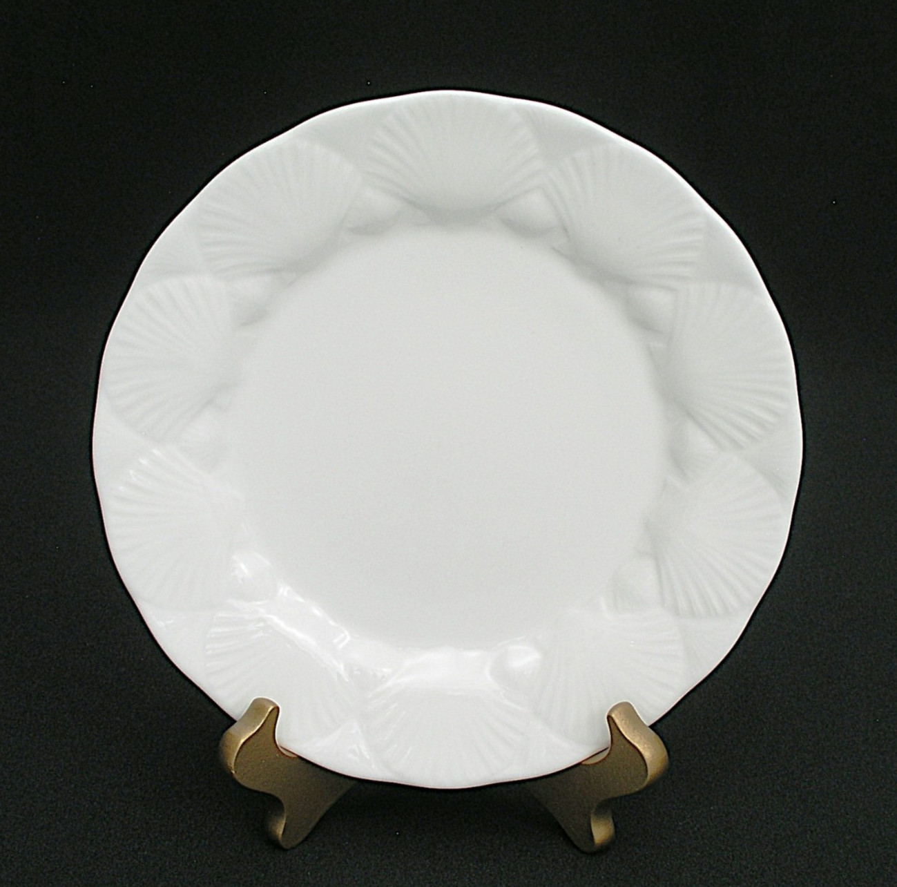 (2) WEDGWOOD OCEANSIDE 8 1/8″ SALAD PLATES – BONE CHINA – MADE IN ENGLAND