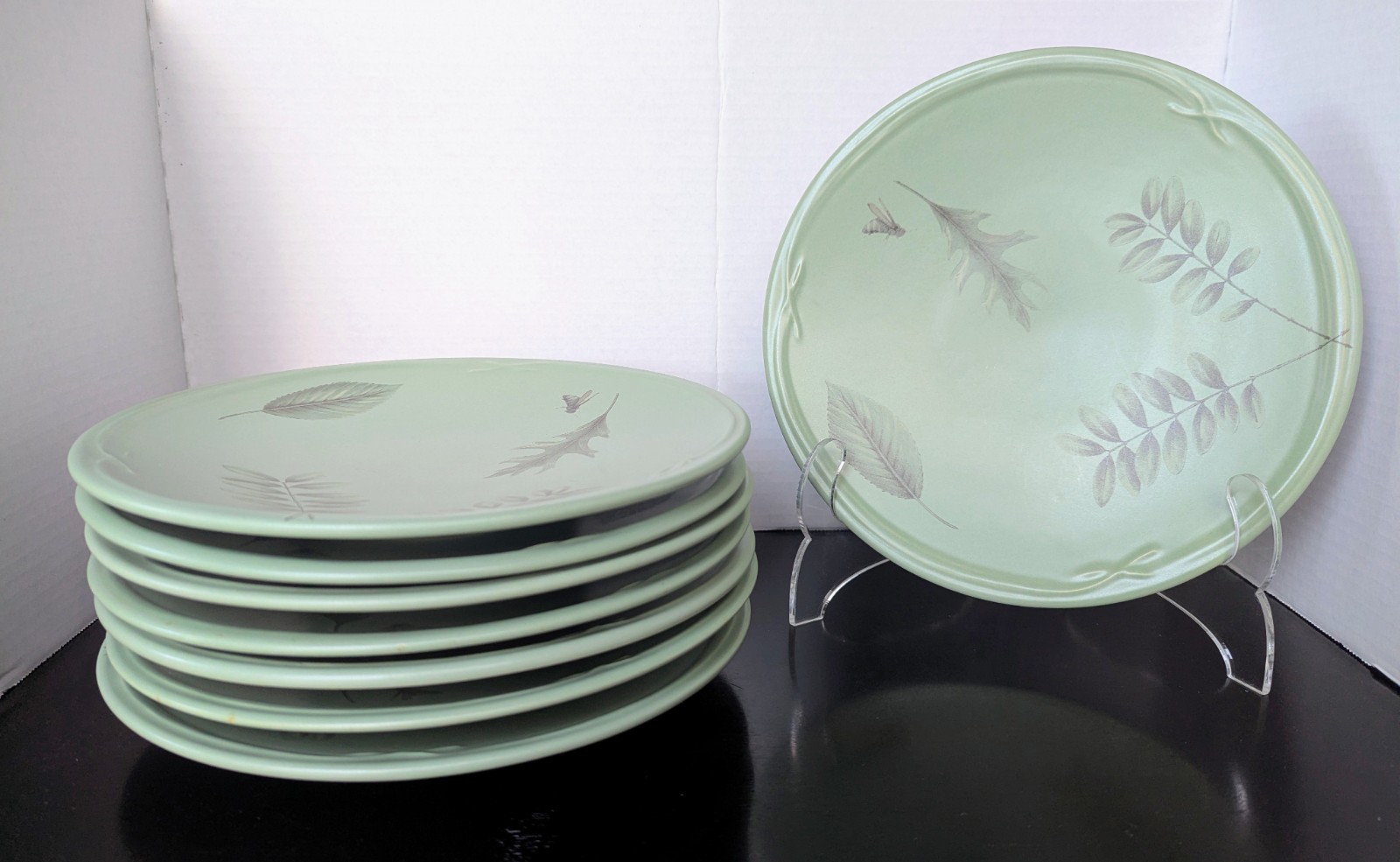 Set of 8 Pfaltzgraff Naturewood Portfolio Green 9 3/4″ Buffet/Dinner Plates EUC
