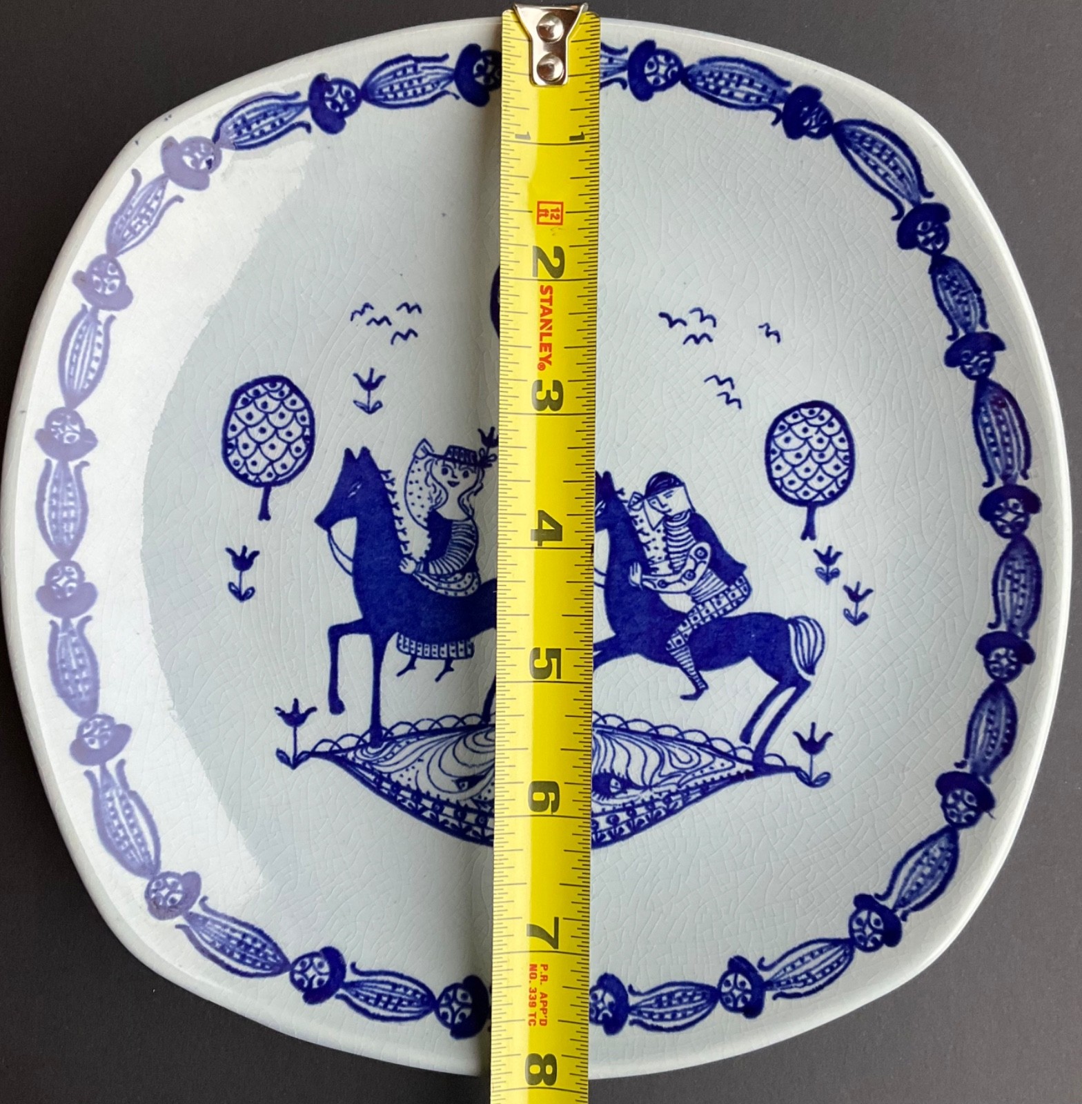 VTG STAVANGERFLINT NORWAY WALL PLATE KARI HORSES MID CENTURY SCANDINAVIAN 8″