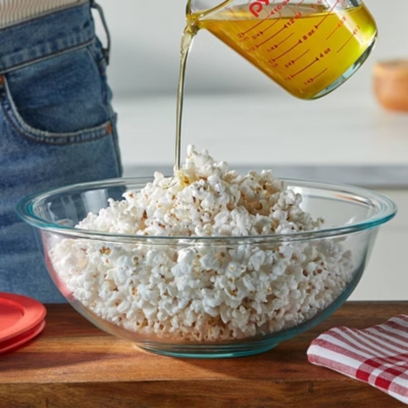 2pc 4qt and 2.5qt Glass Mixing Bowls with Plastic Lids