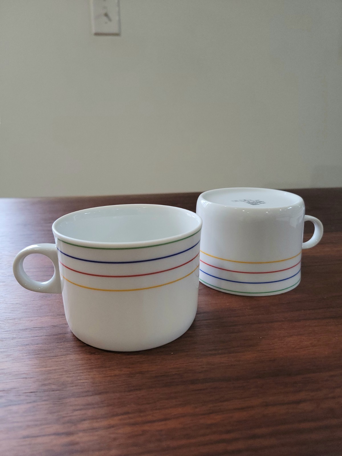 STUDIO NOVA Hi-Fi # L9189 CoffeeCups *Porcelain * MINT Condition * 2-pcs