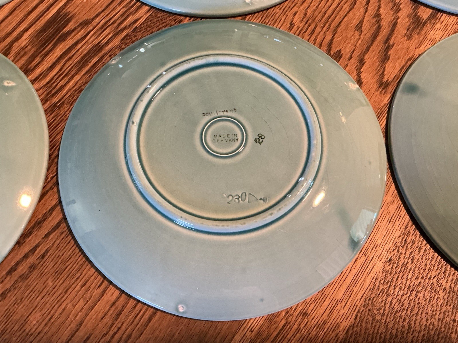 SET Of SIX Majolica Plates Teal Aqua Raspberry Plumb 2230 B Germany Weave 7.75”