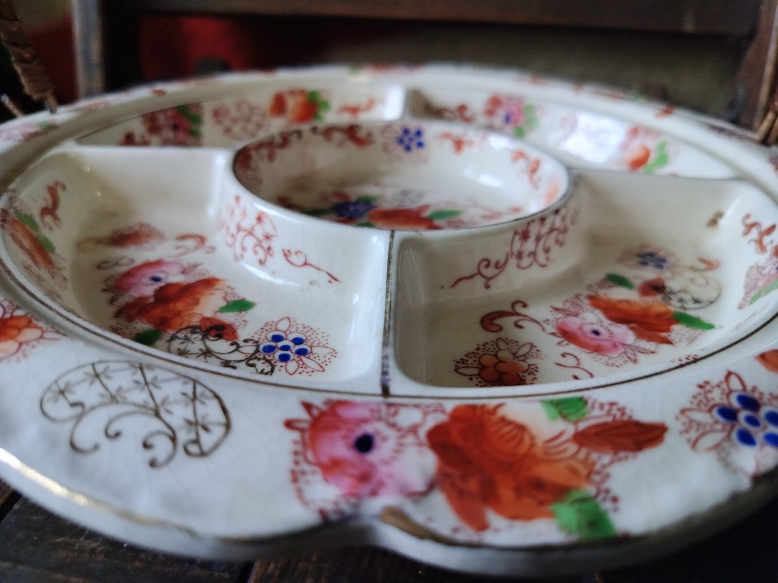 Antique Divided Serving Dish Floral Round Tray Wicker Handle Imari Japan 1940’s