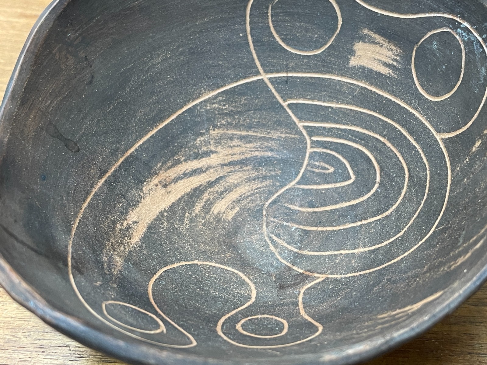 Vintage Raymor Italy Asymmetrical Bowl Abstract Design MCM-Sgraffito technique