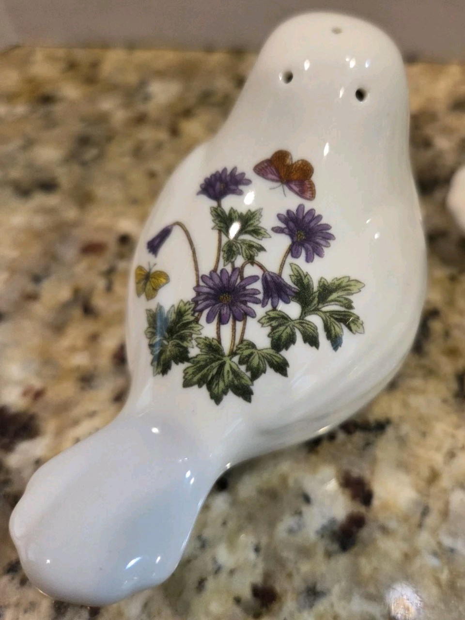 Portmeirion Botanic Garden Bird Salt & Pepper Shakers Susan Williams Ellis Flora