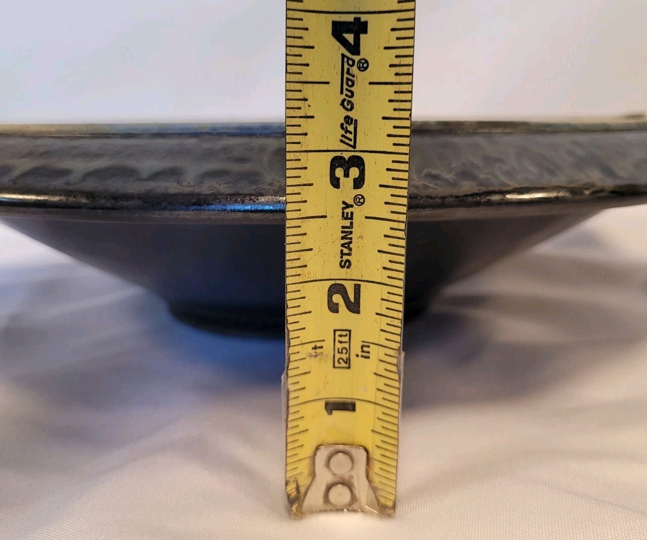 Signed Richard Aerni 1992 Glazed Stoneware Pottery Bowl 13.5″ Diameter, Crack