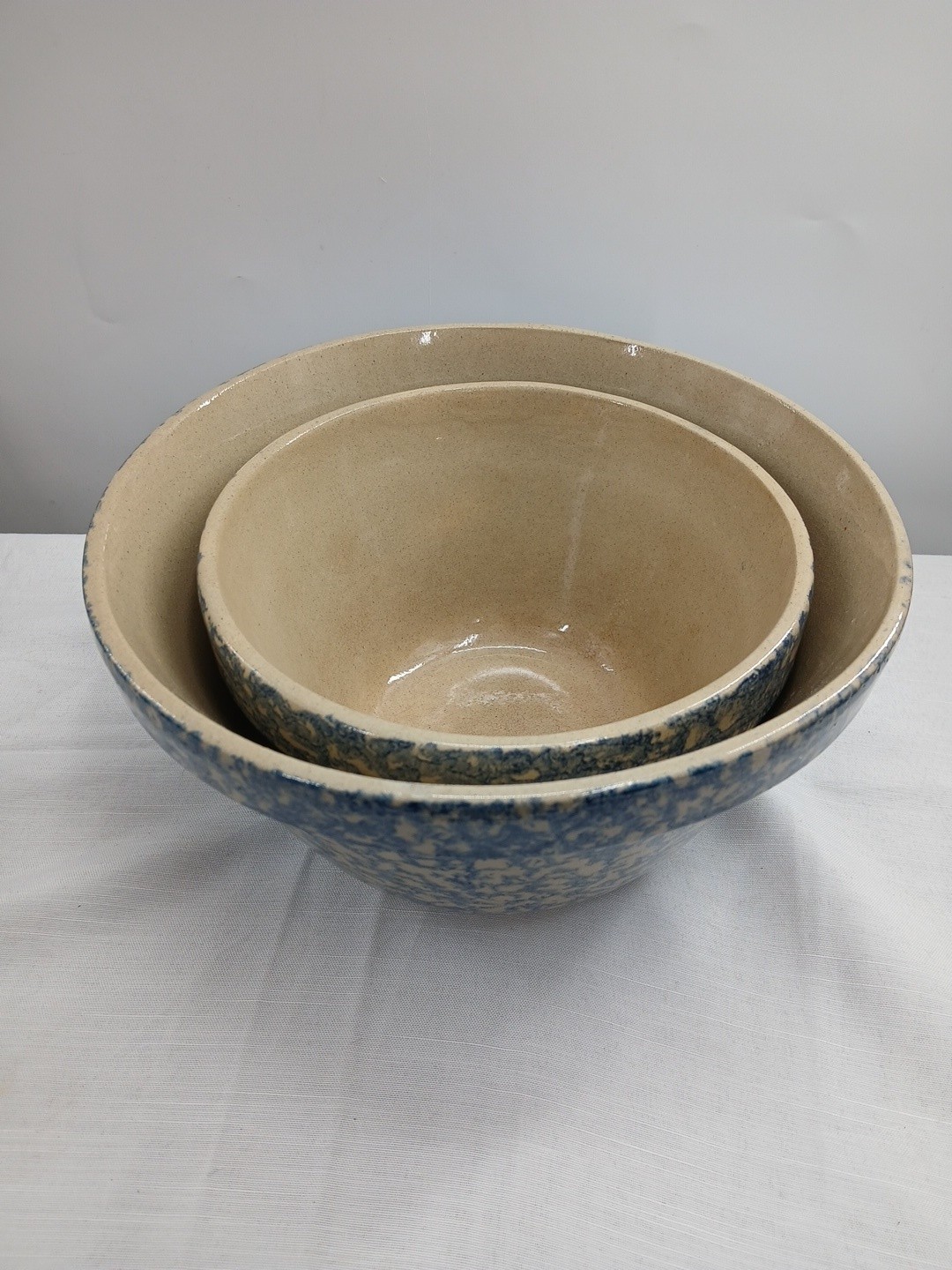 Vintage Robinson Ransbottom Pottery Blue Spongeware Nesting Mixing Bowl Set 2