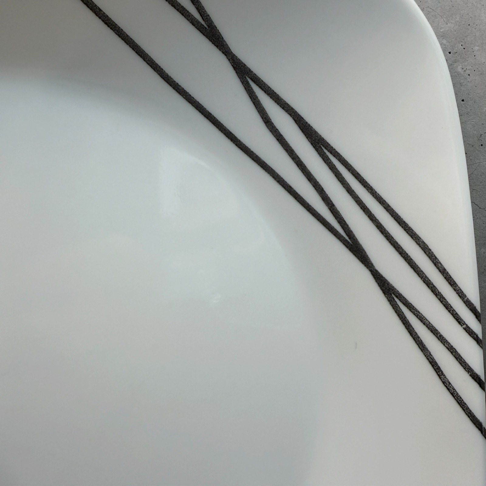 Corelle – Vitrelle – SIMPLE SKETCH – 9 in Salad plate replacement – MINT