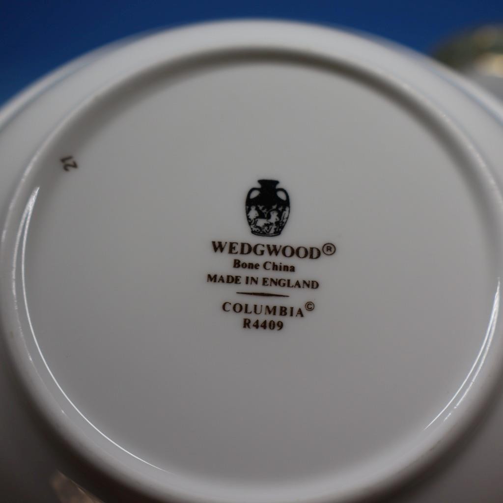 Wedgwood China Gold Columbia Sage Green – 6 Cereal Bowls – 6 1/8 inches