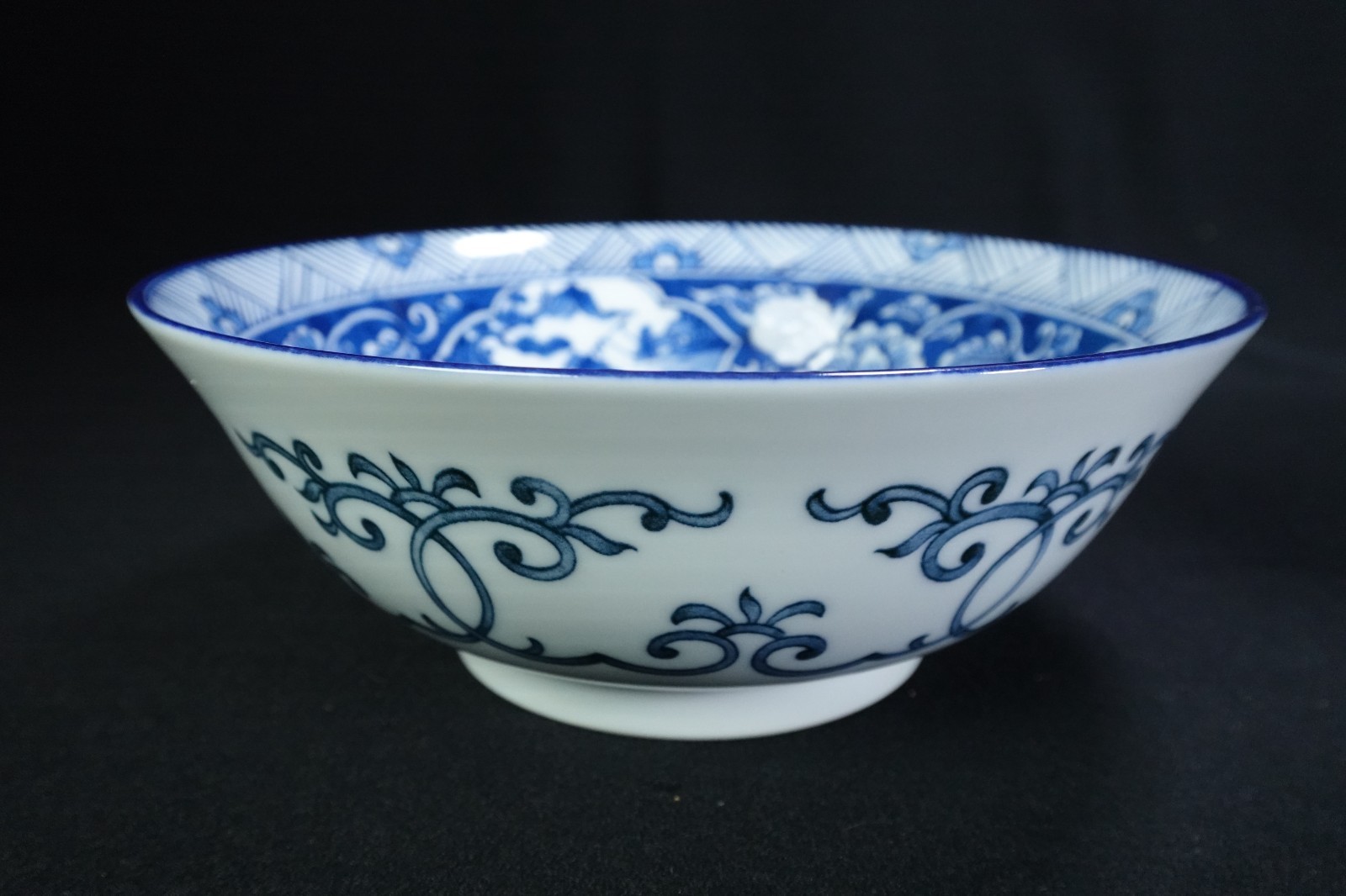Mixed Lot 4 Blue Floral Yokohama Studio Japanese Rice Ramen Serving Bowls