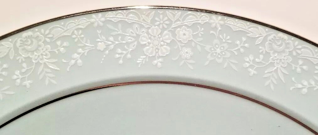 Noritake Fidelity Salad Plate Blue White Flowers Platinum Trim 8 1/4 Inches