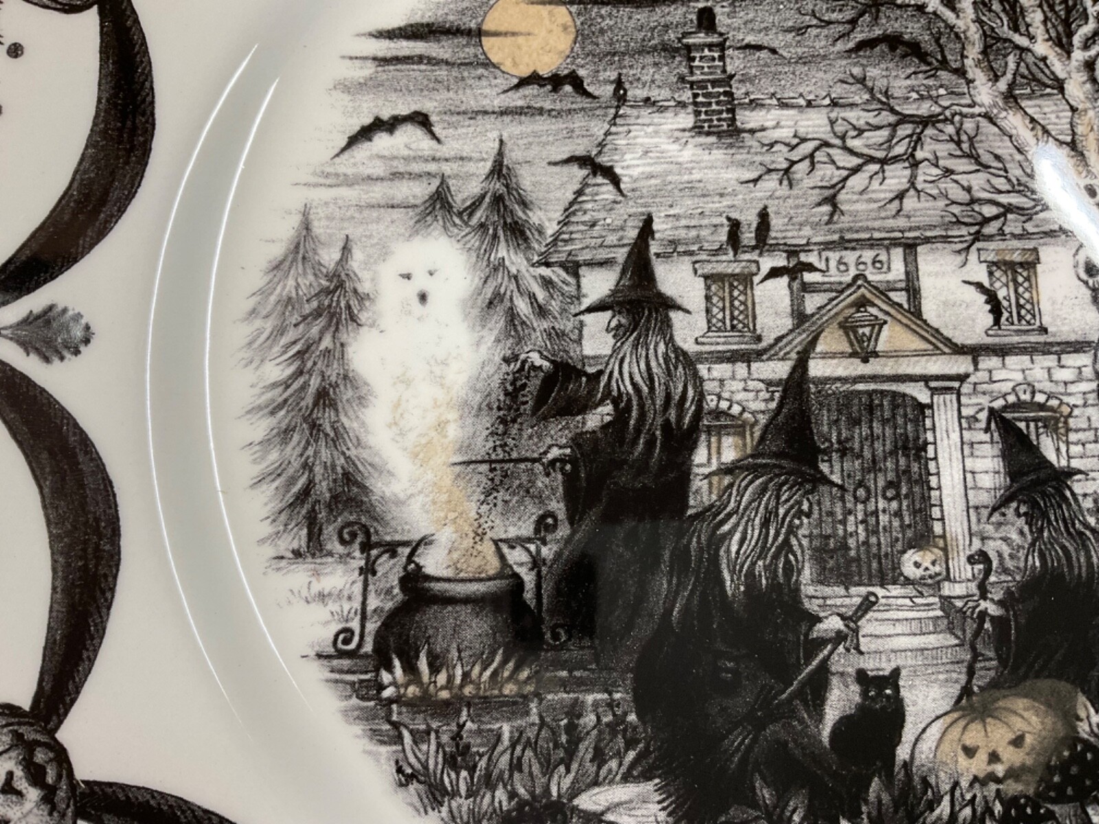 The Witches Coven Dinner Plates By Royal Stafford Halloween 11 Inch Set Of 4 New
