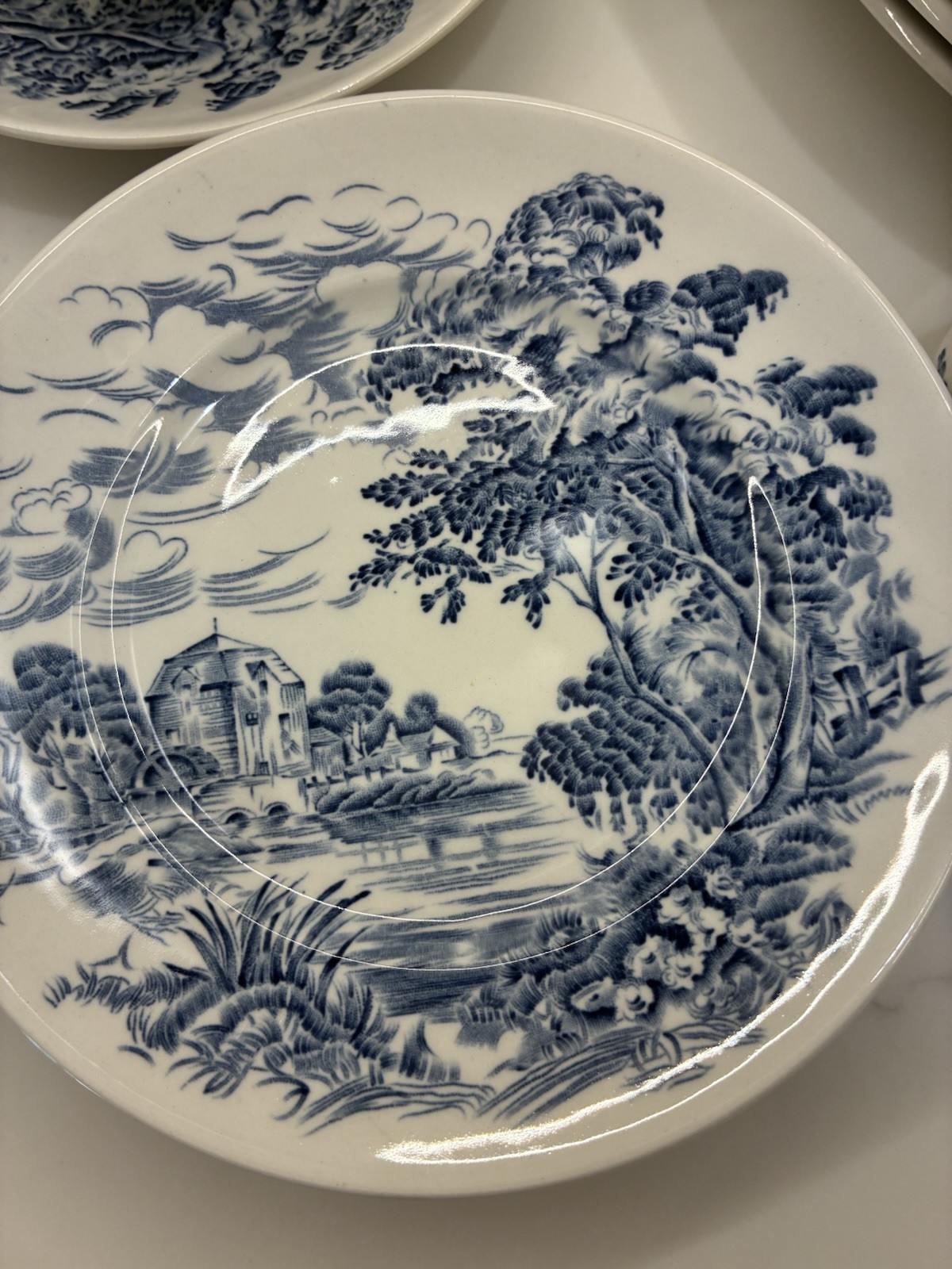 Perfect! ENOCH Wedgwood Countryside Blue Transferware 34 Pc Dinnerware Set for 4