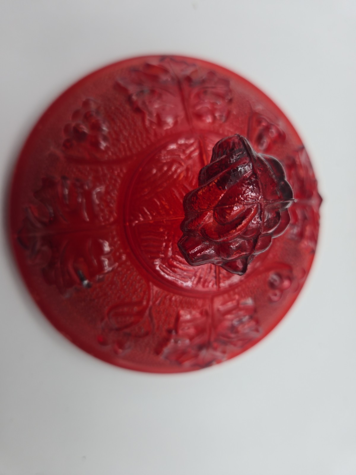 Vintage Jeanette Ruby Red Pressed Glass Harvest Grape Footed Candy Dish With Lid