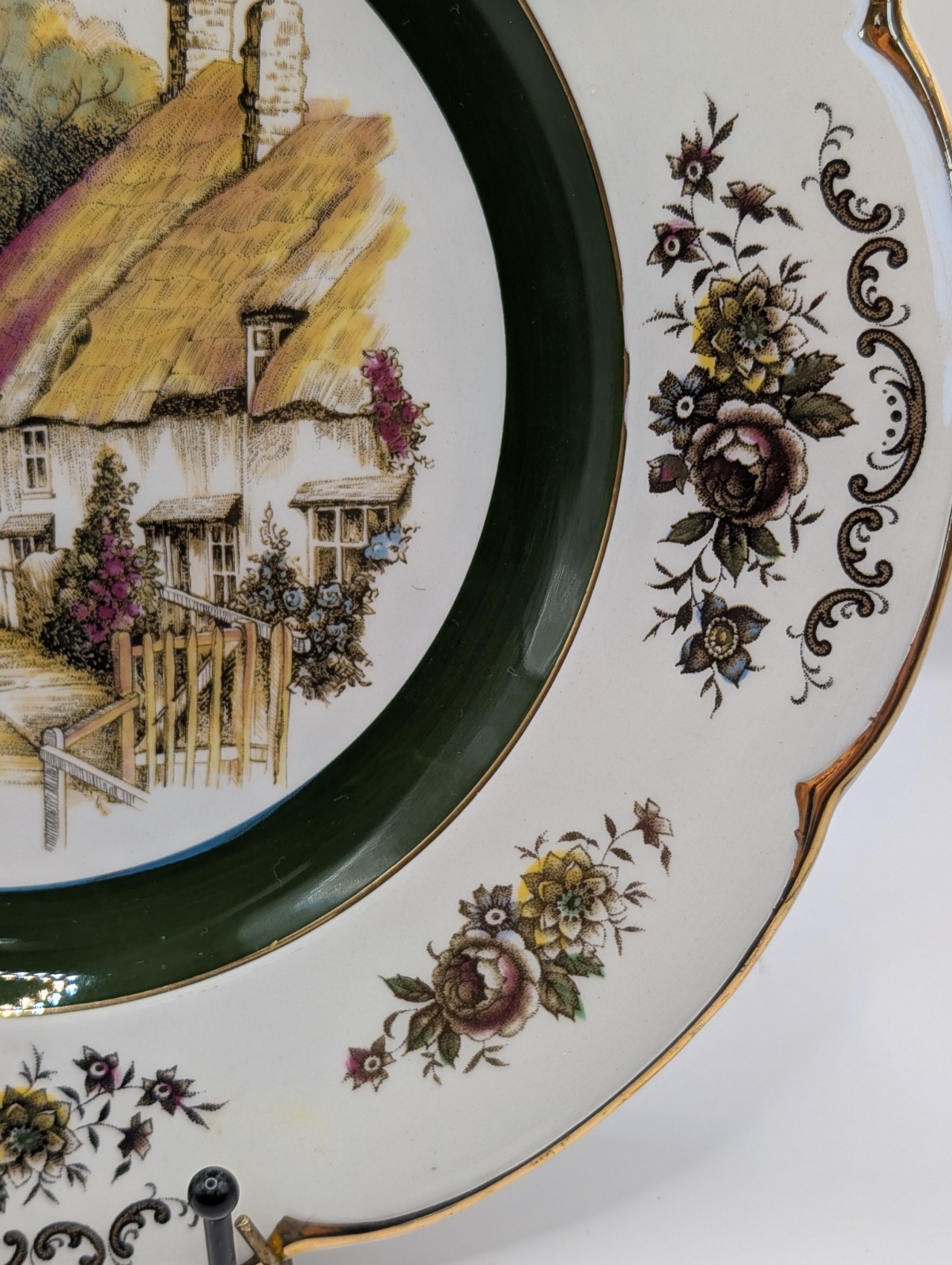 Vtg Set 2 Ascot Service Wall Plates Wood & Sons England Decorative 10″ Hangers