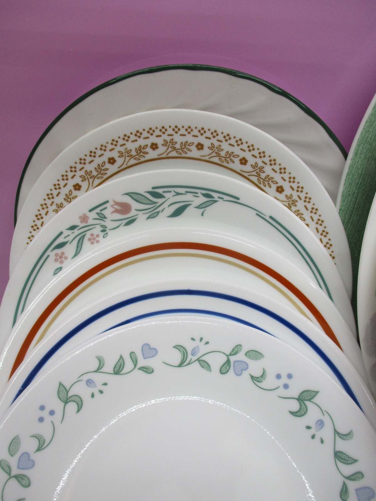 12pcs Mismatched Vintage Corelle Dinnerware (6) Dinner Plates (6) Bread Plates