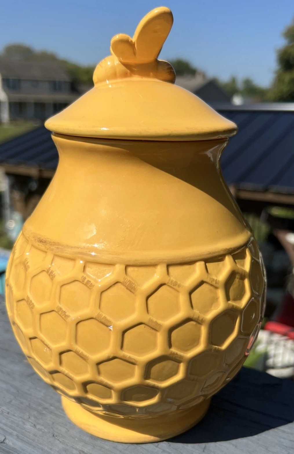 8.5” Home Essential Stoneware Honey Bee Beehive Cookie Jar Canister See Picture