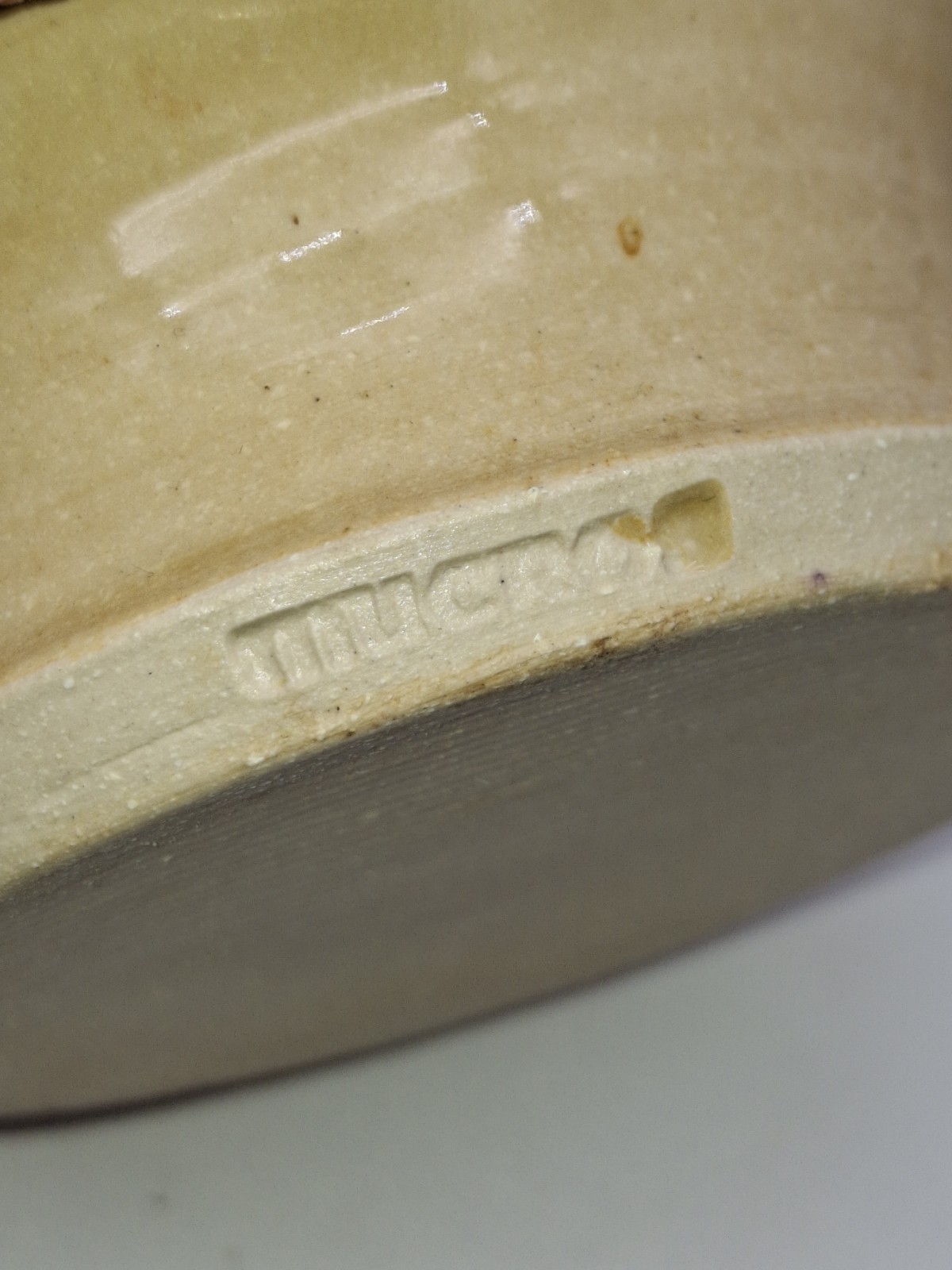2 Mucros Bird Pottery Bowls Hand Thrown Ireland Spotted Tan Grey Blue Drip 4 5.5
